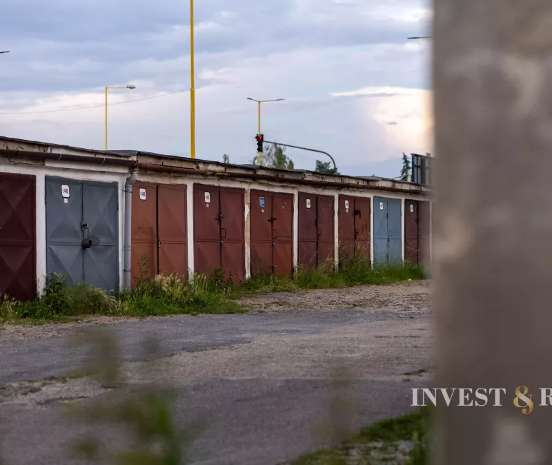 INVESTIČNÁ PRÍLEŽITOSŤ – na predaj 18 GARÁŽÍ V KOŠICIACH
