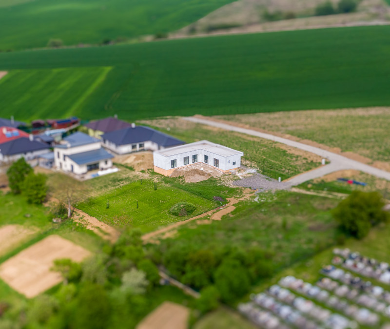 Moderný L-kový bungalov | NOVOSTAVBA | Nová Polhora