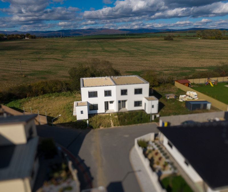 Moderná novostavba | Mokrance