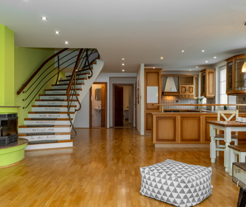 4-izbový svetlom zaplavený mezonetový byt | Košice - Furča