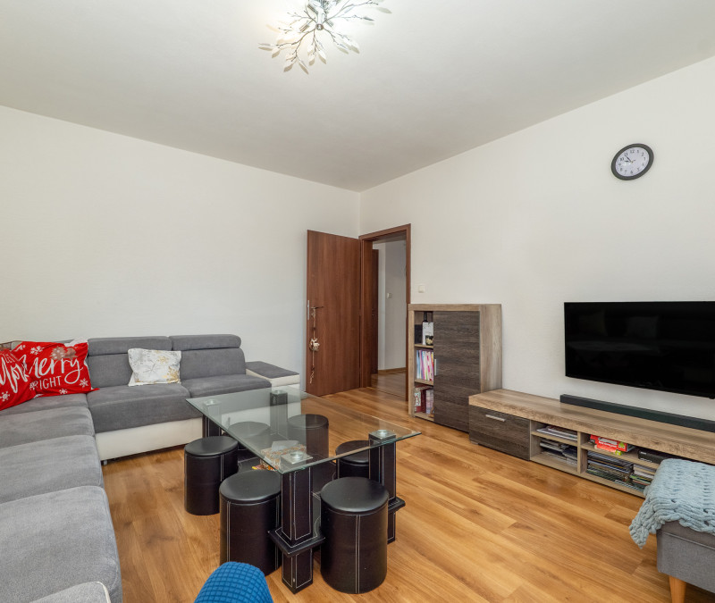 REZERVOVANÉ | 3 izbový byt so šatníkom | Severná