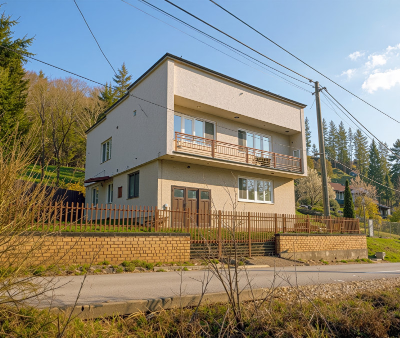 EXKLUZÍVNE | 5-izbový dom v Medzeve pod lesom