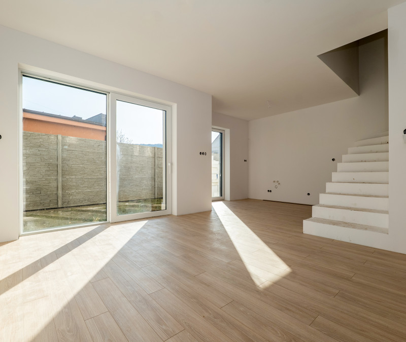 Moderné bývanie s vnútroparkom | 4-izbový dom | Haniska