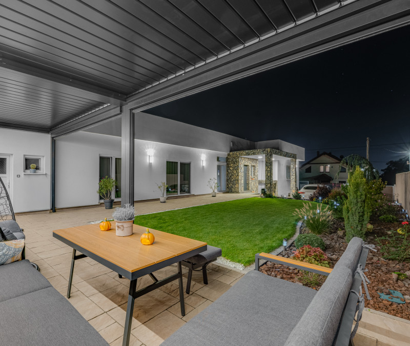 4-izbový bungalov | 140 m² + 40 m² terasa | Pereš