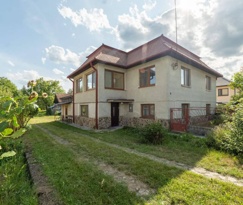Rodinný dom s veľkým pozemkom | 871 m² | Nižná Kamenica
