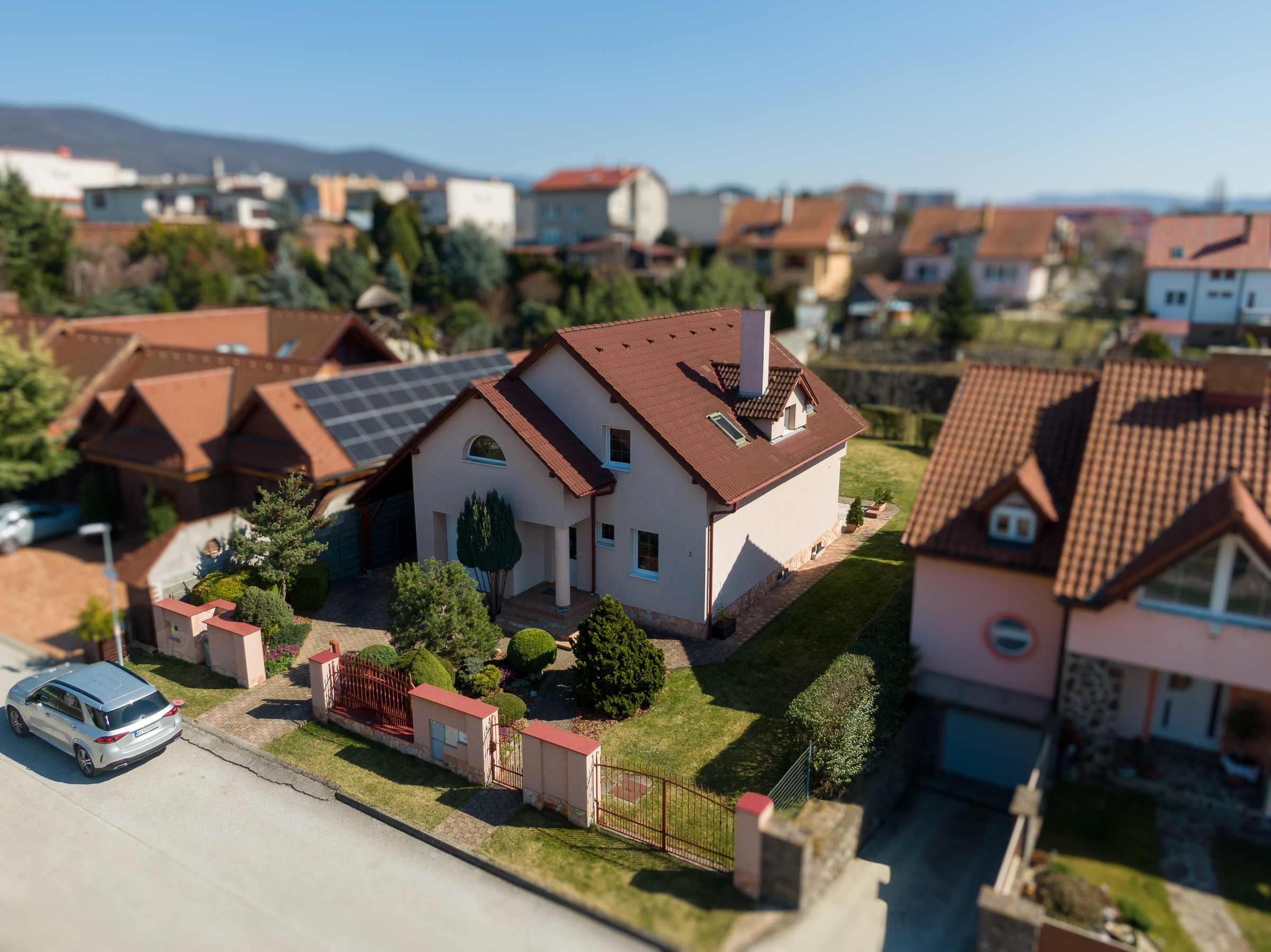 Rodinný dom v srdci Rožňavy s veľkorysým priestorom a dušou