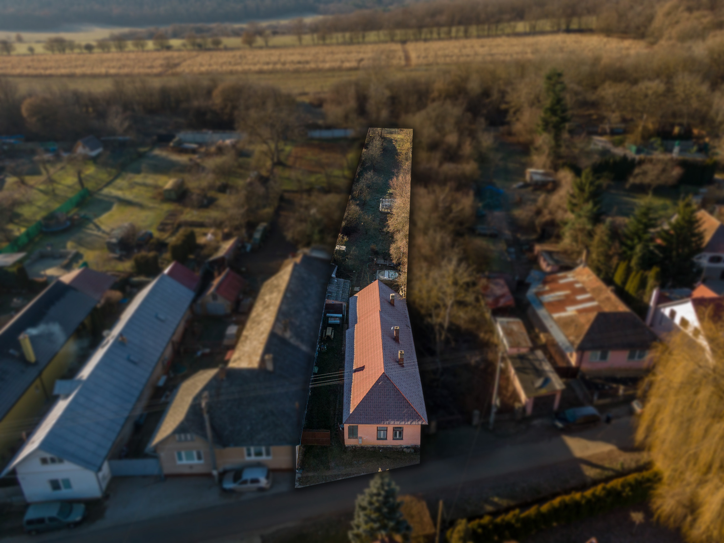 Rozsiahly pozemok s inžinierskými sieťami | Debraď