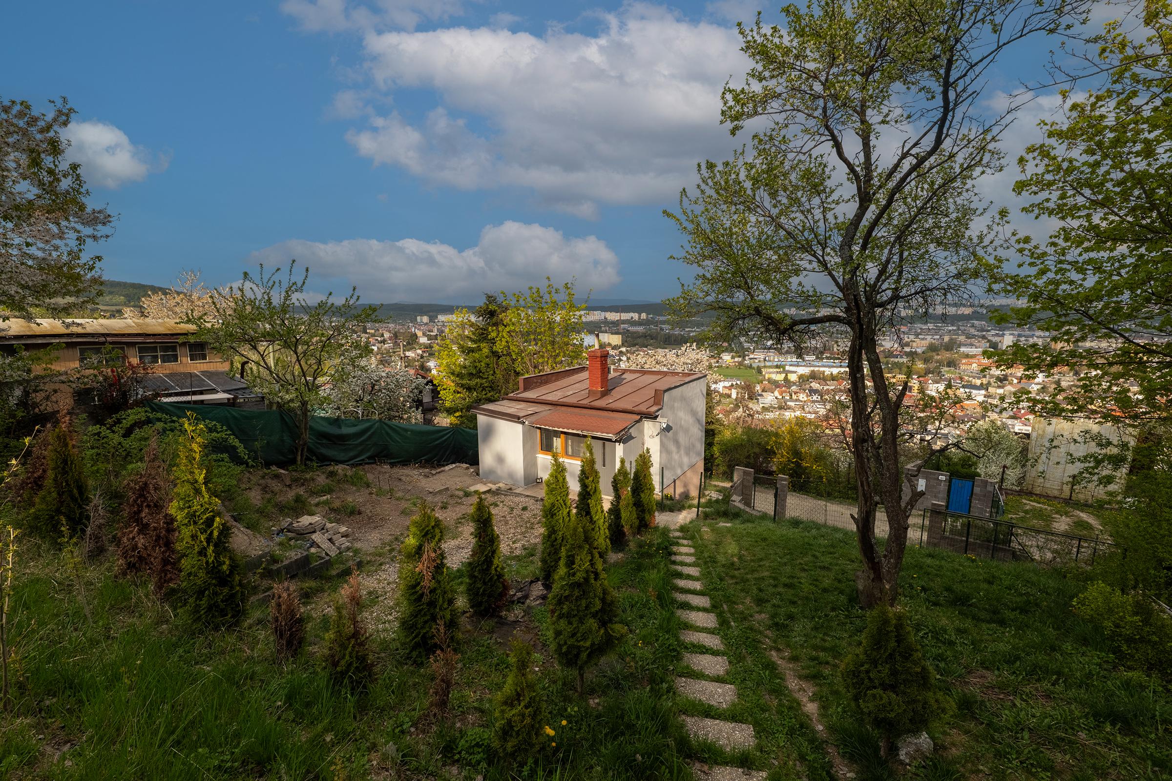 Malý dom, veľké súkromie a výhľad, ktorý ťa dostane | Košice