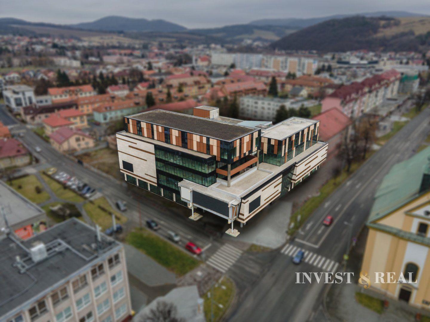 Invest & Real | Polyfunkčná budova | Obchodné priestory | Bytový dom | Bardejov
