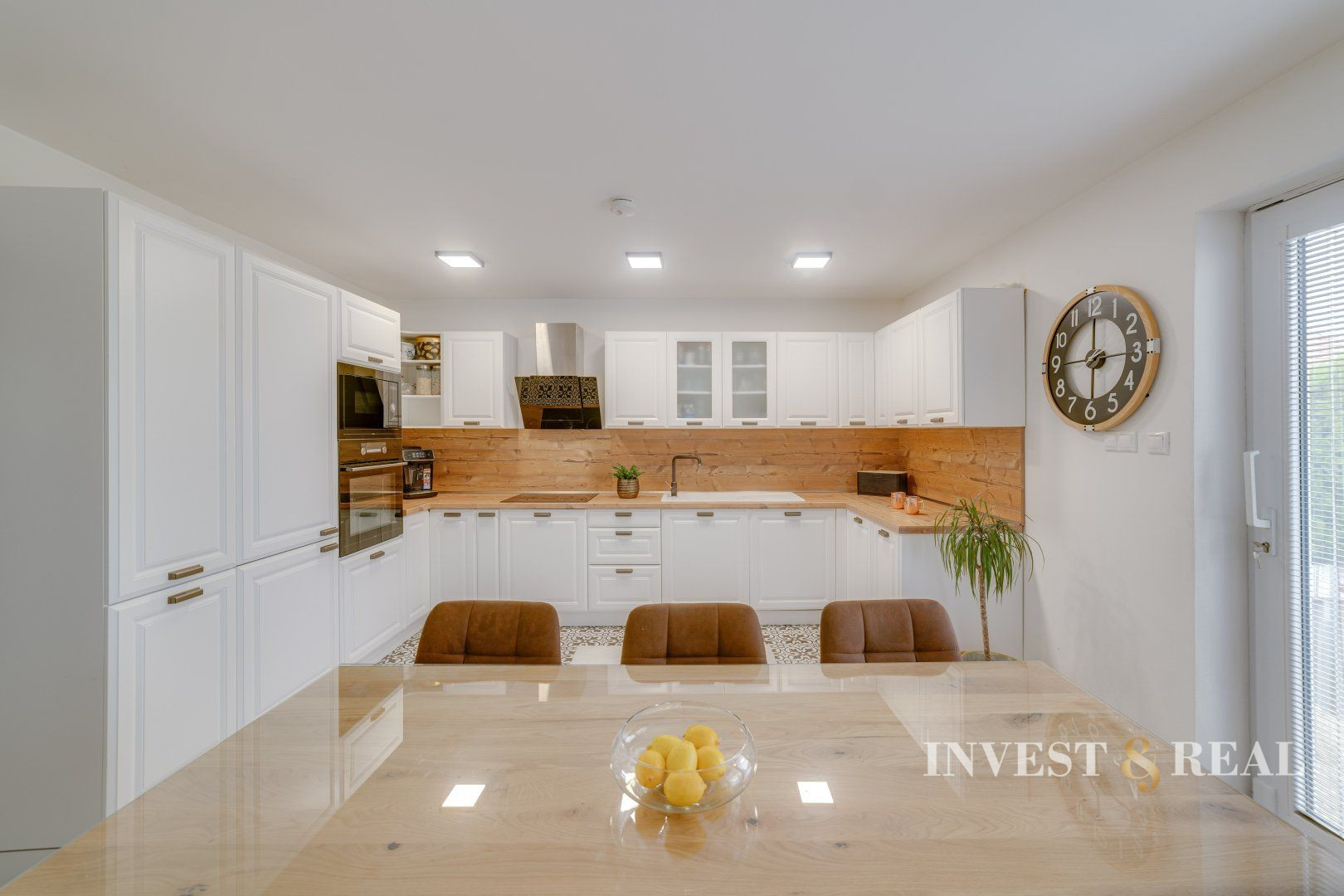 Priestranný rodinný dom | Valaliky