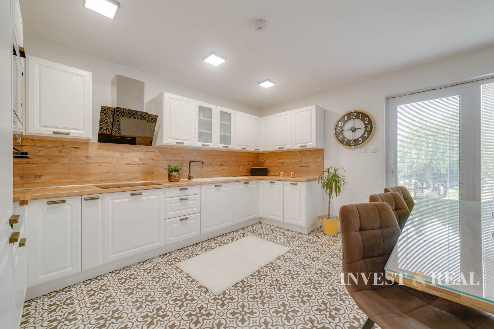 Priestranný rodinný dom | Valaliky