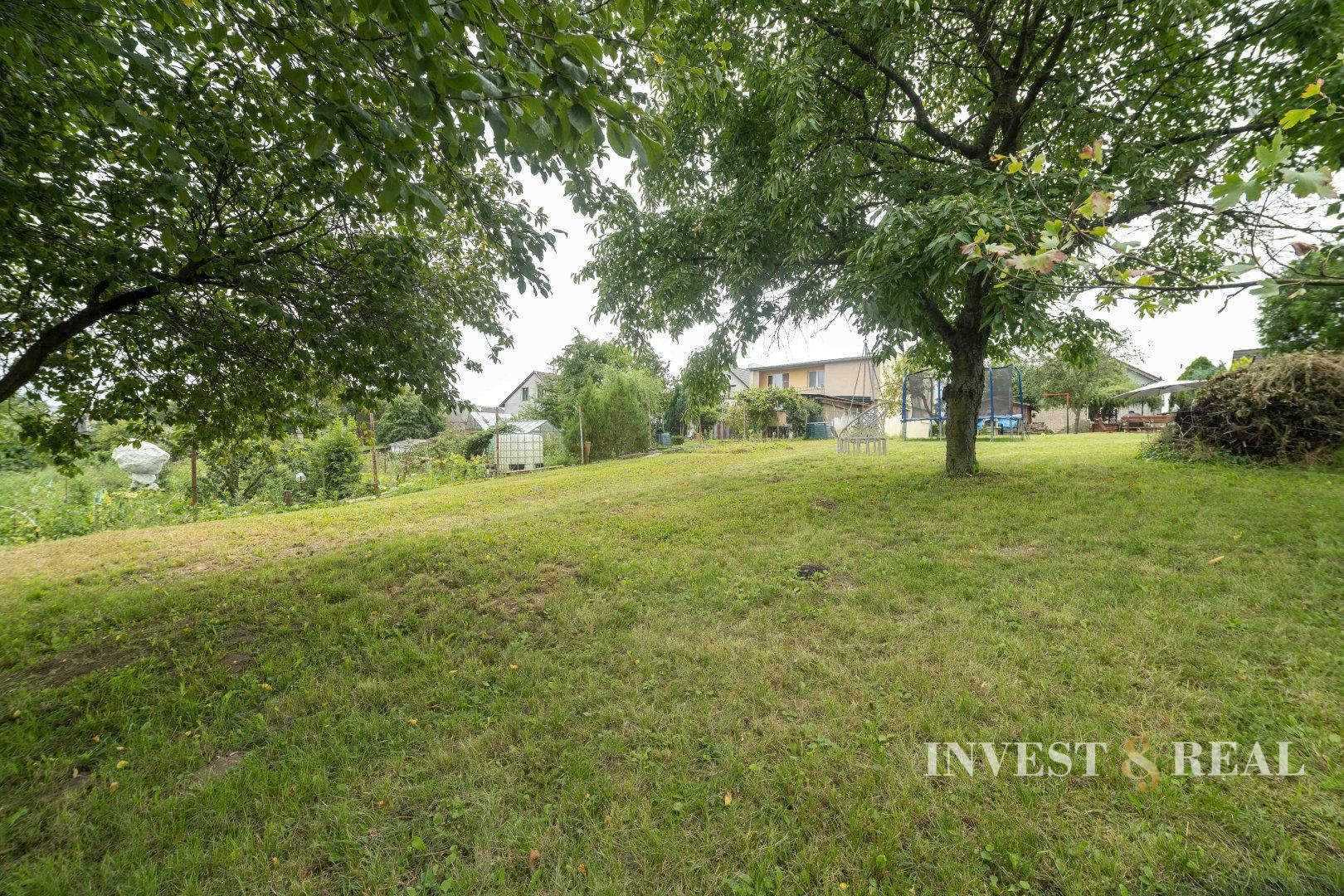 Priestranný rodinný dom | Valaliky