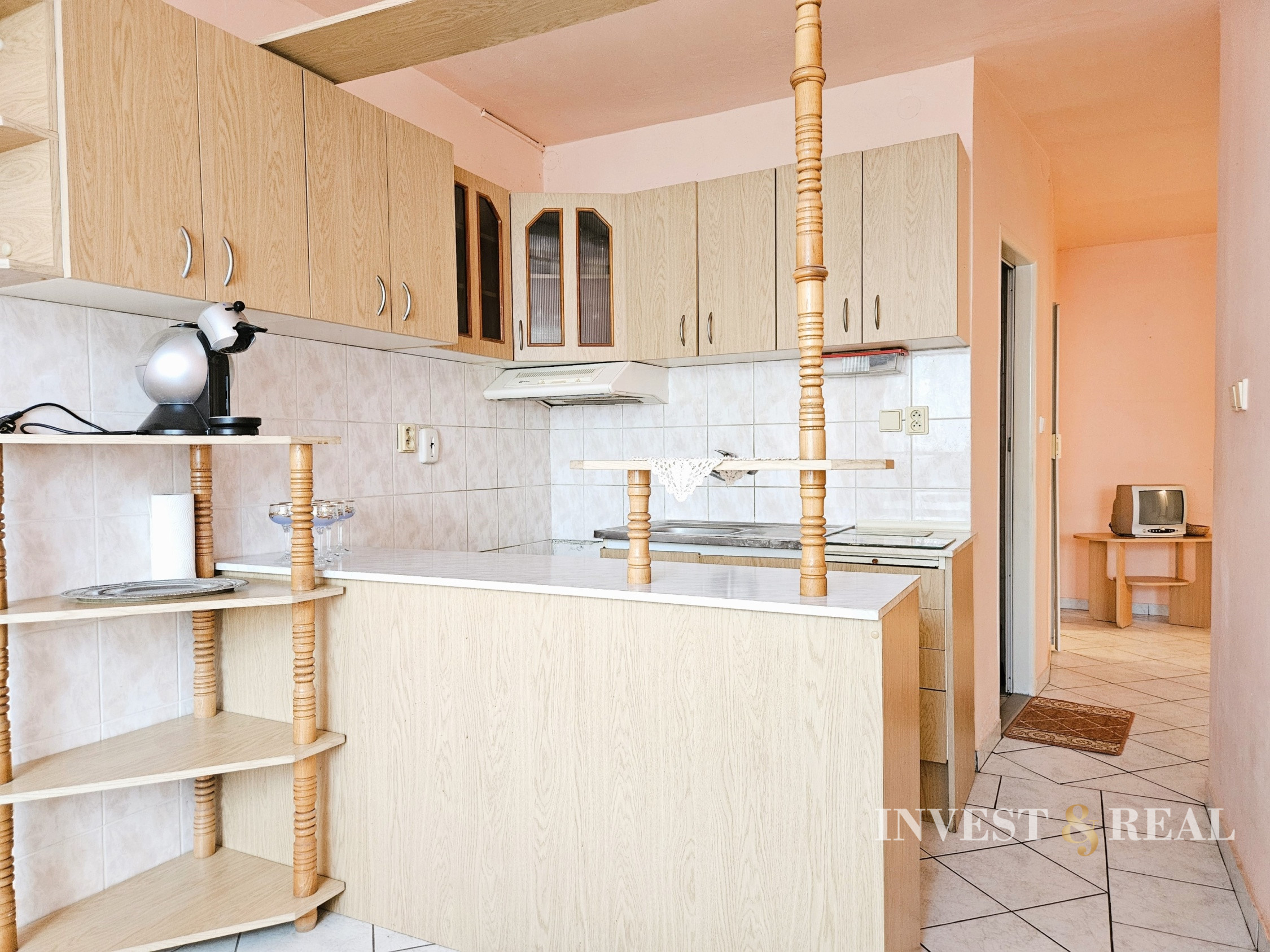 REZERVOVANÝ | Veľký 4 izbový byt s loggiou | Turňa nad Bodvou