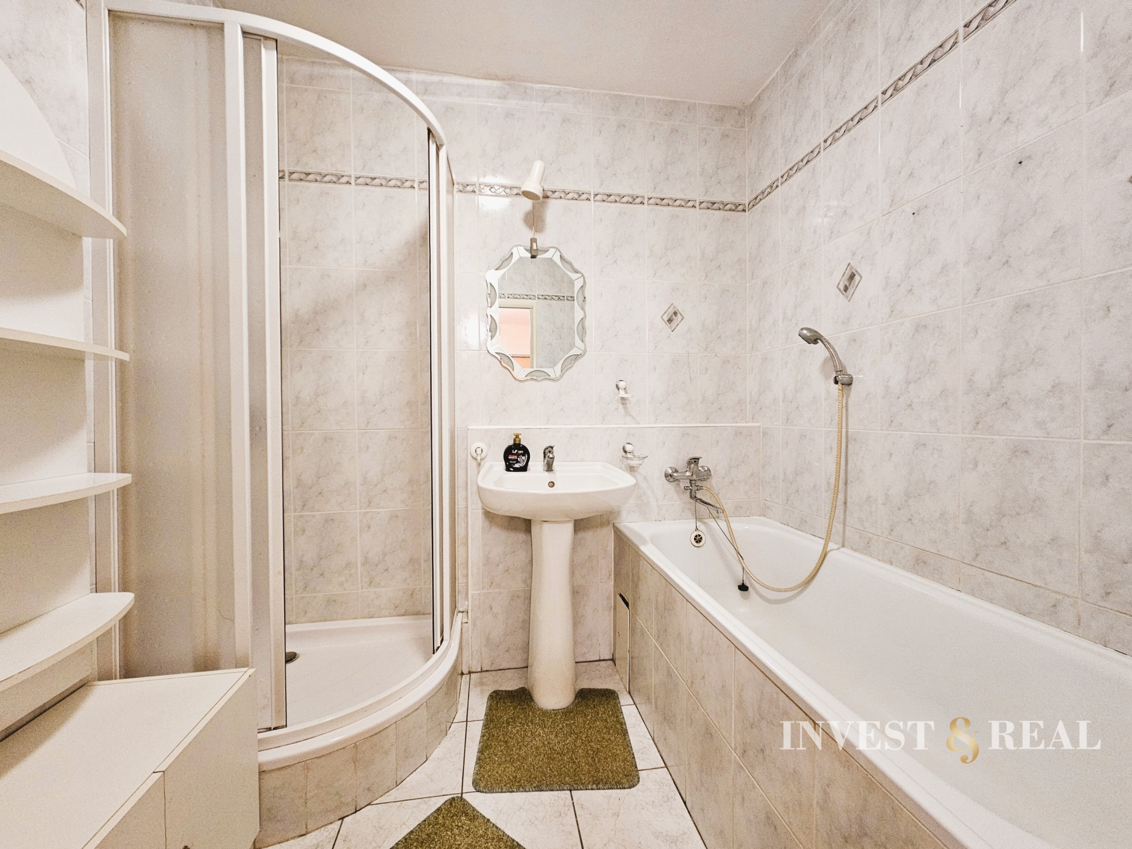 REZERVOVANÝ | Veľký 4 izbový byt s loggiou | Turňa nad Bodvou