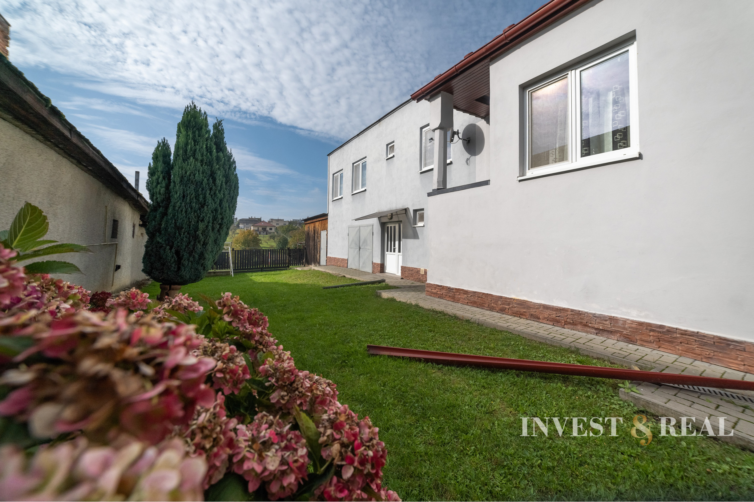 Príjemný dvojgeneračný rodinný dom | 1794 m² | Šemša