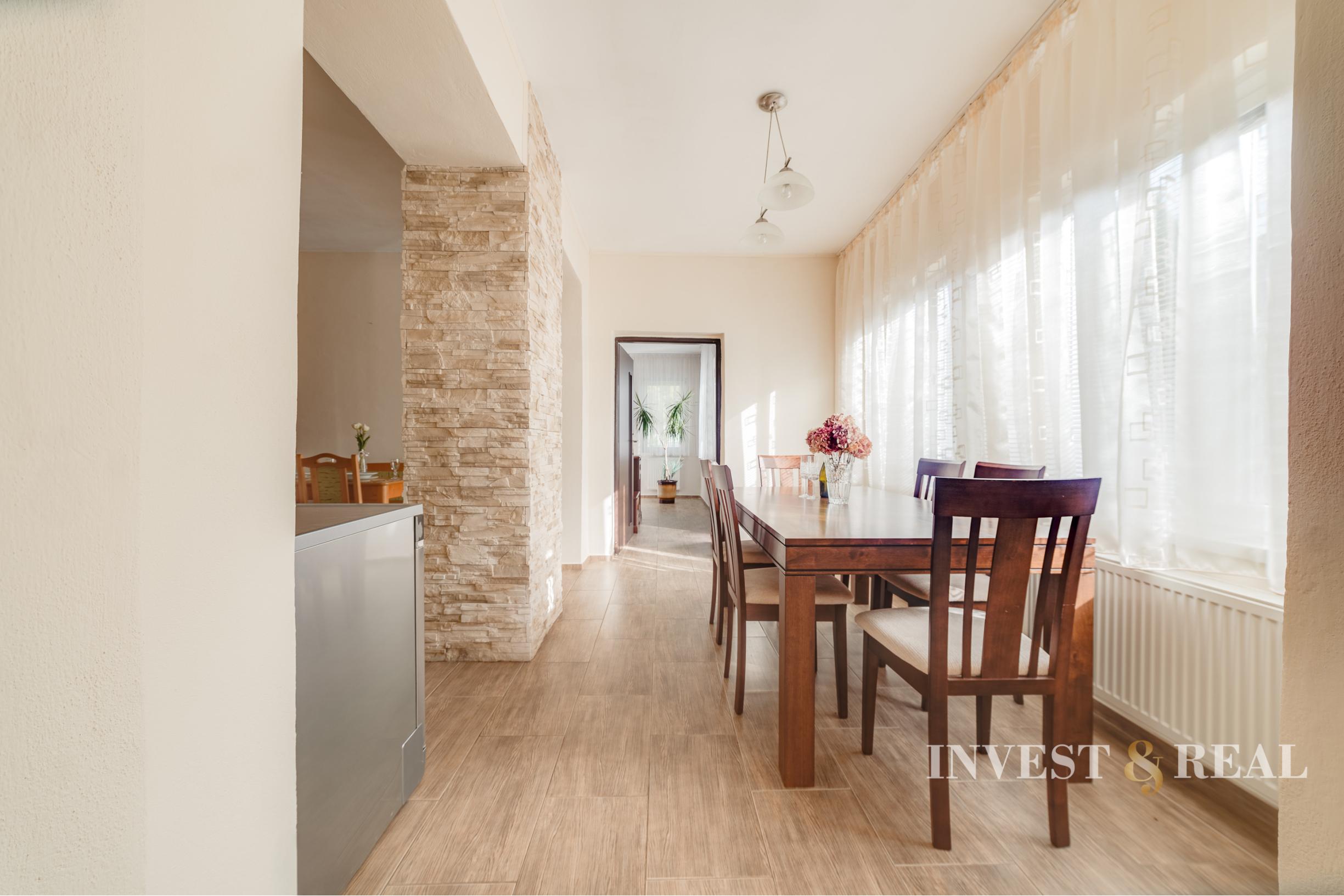 Príjemný dvojgeneračný rodinný dom | 1794 m² | Šemša