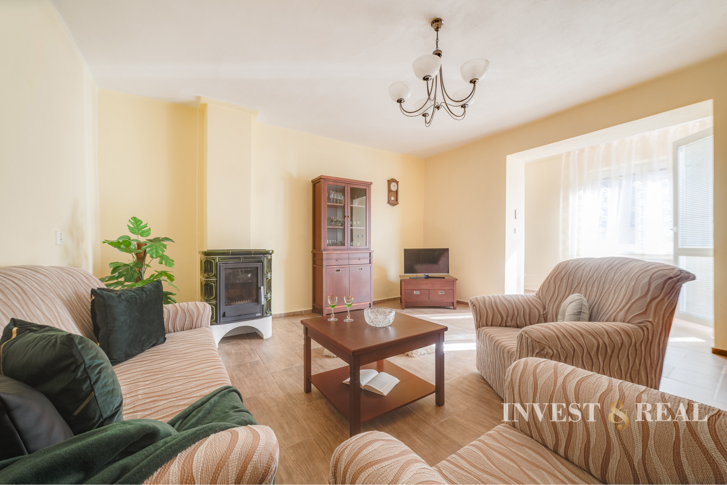 Príjemný dvojgeneračný rodinný dom | 1794 m² | Šemša