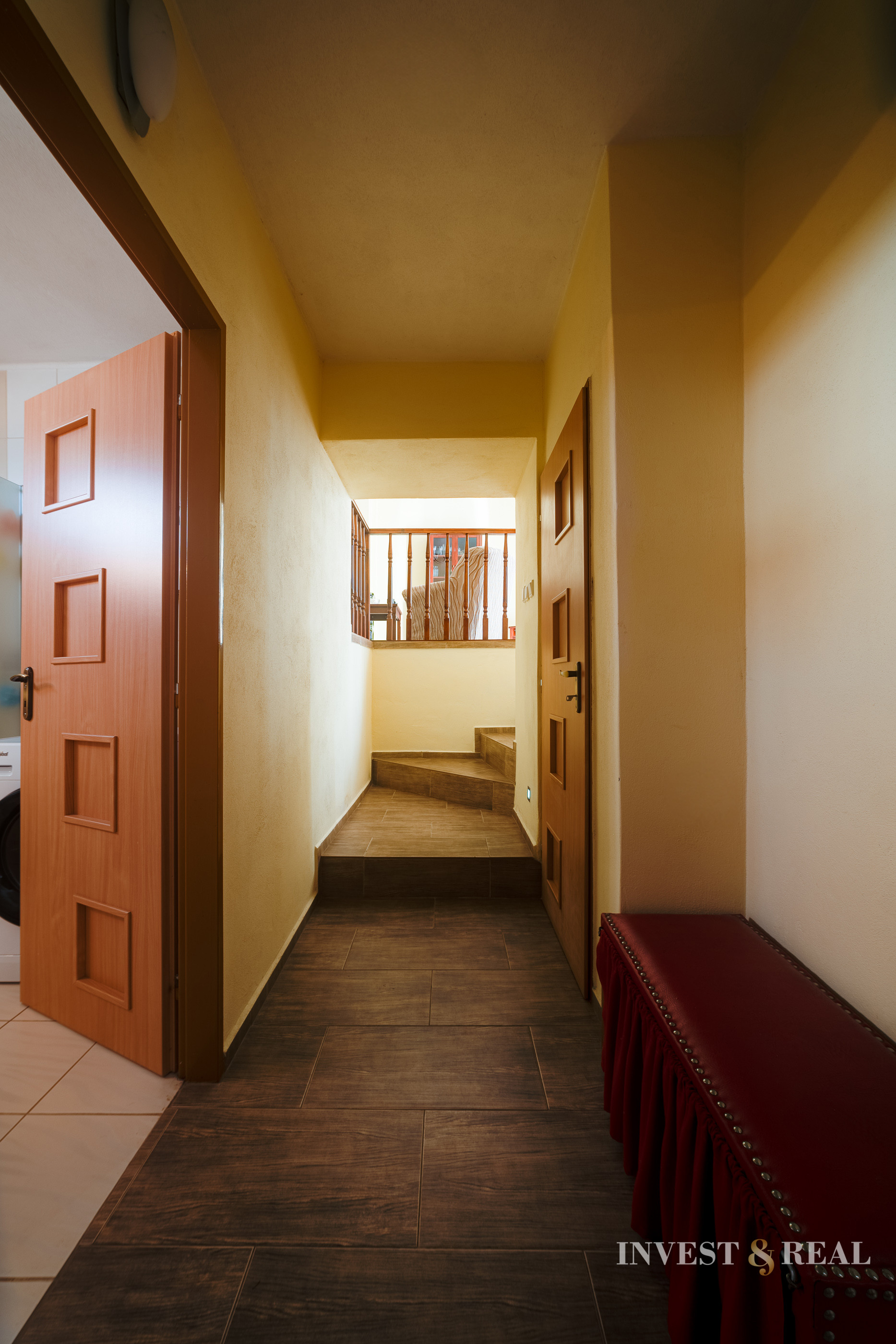 Príjemný dvojgeneračný rodinný dom | 1794 m² | Šemša