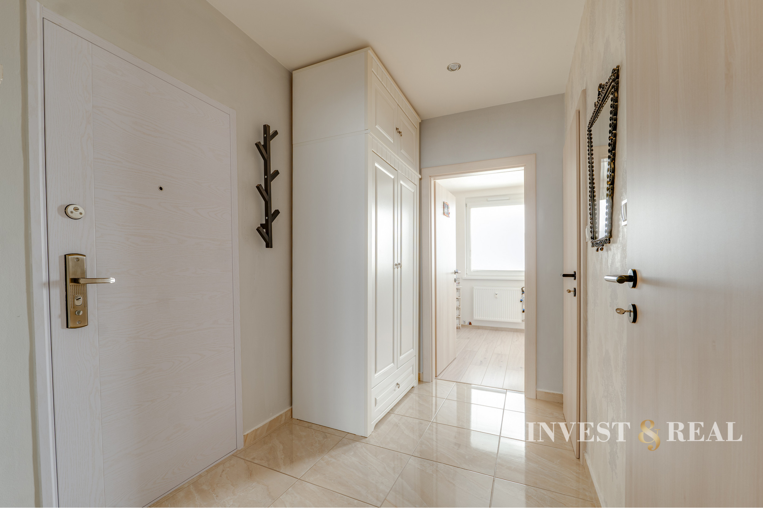 Príjemný 3 izbový byt po kompletnej rekonštrukcii | Ťahanovce