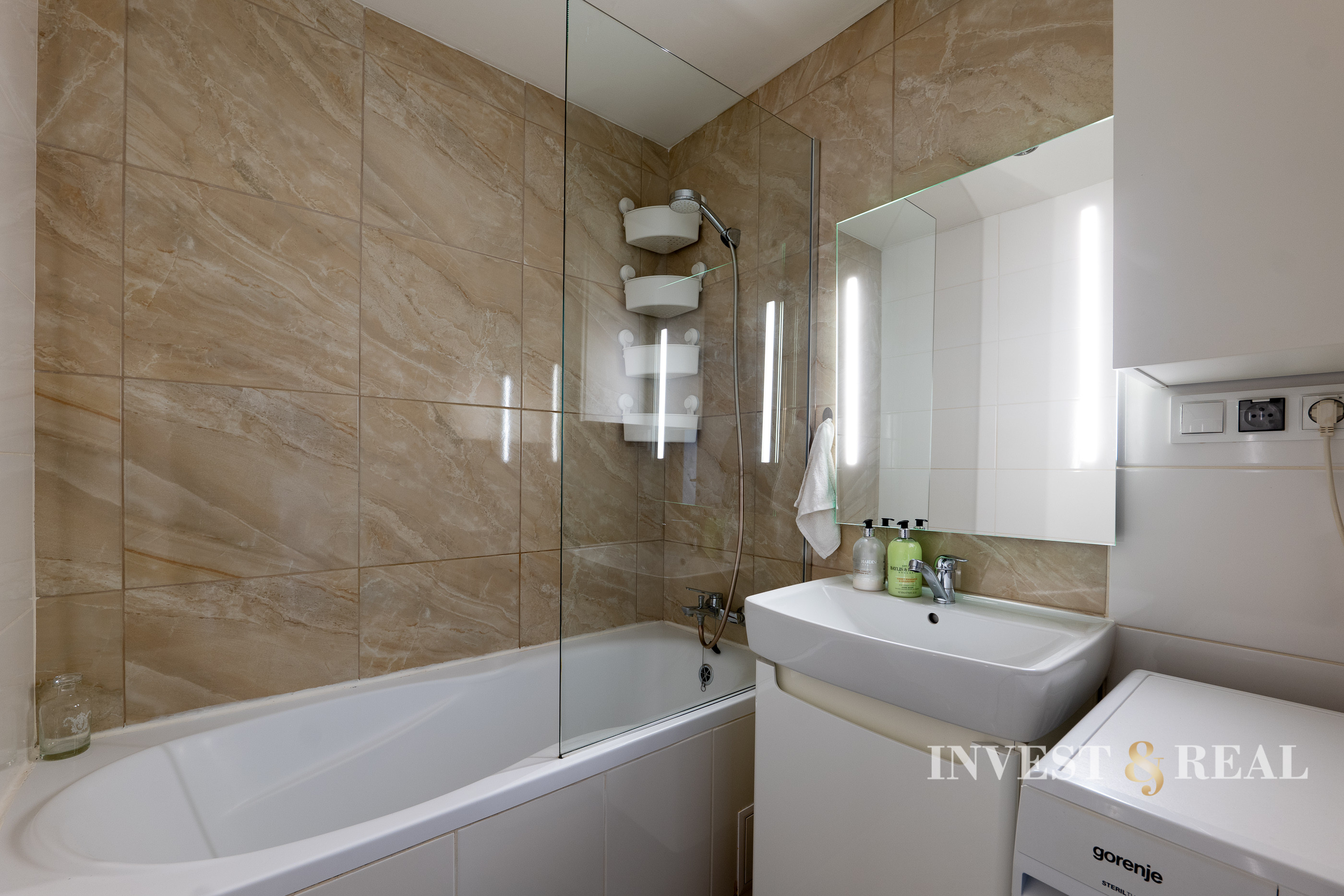 Príjemný 3 izbový byt po kompletnej rekonštrukcii | Ťahanovce