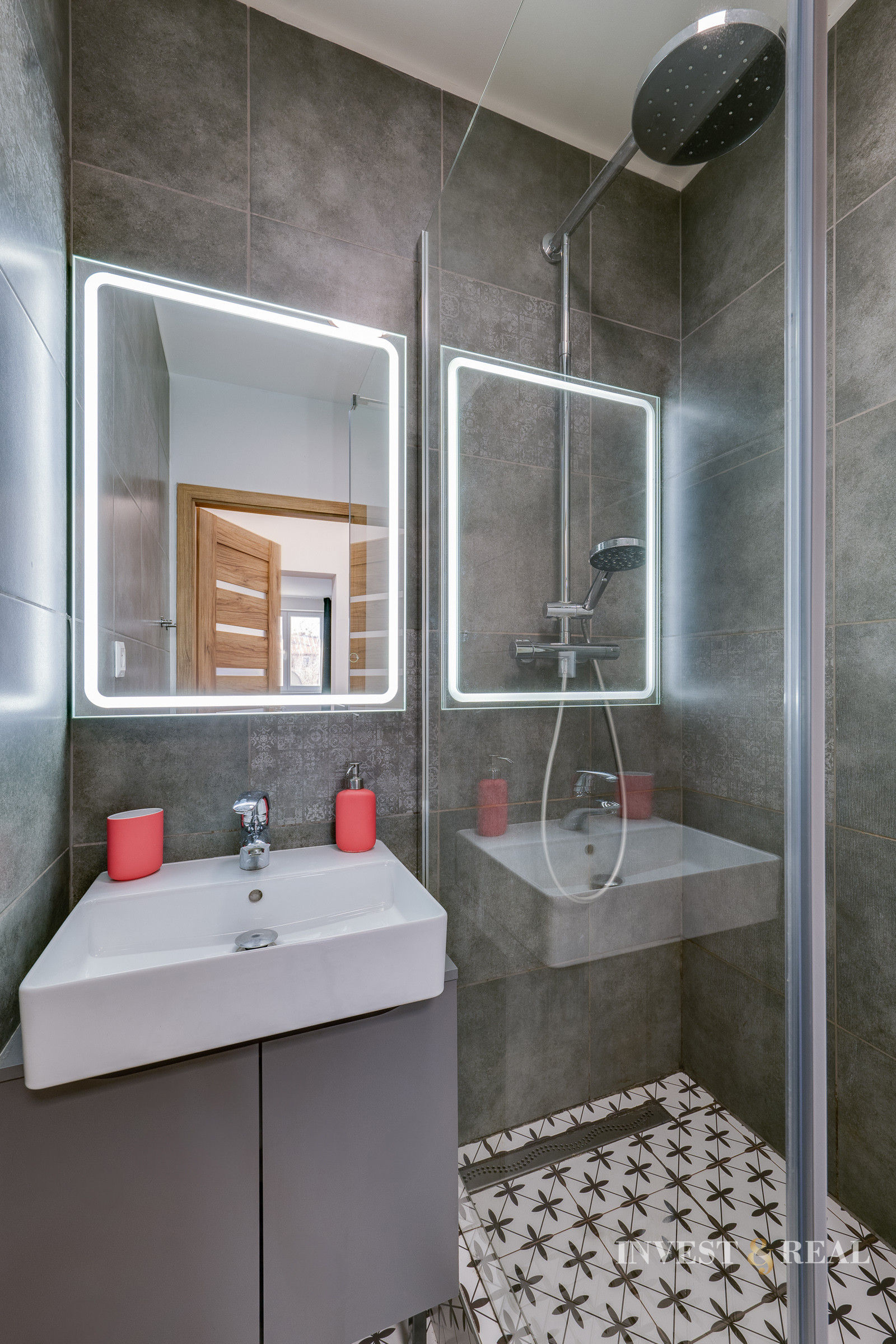 Plne zariadený 2 izbový byt | Košice - Lomená
