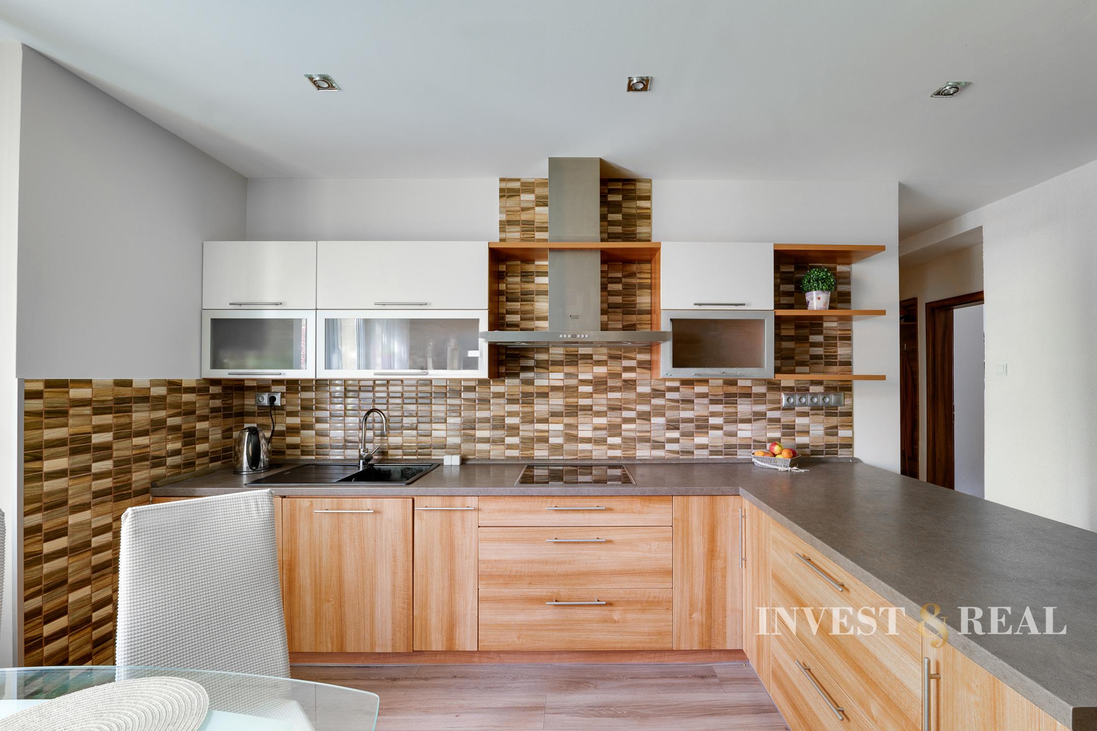 REZERVOVANÝ | Priestranný 3 izbový byt v širšom centre  | Košice - Sever