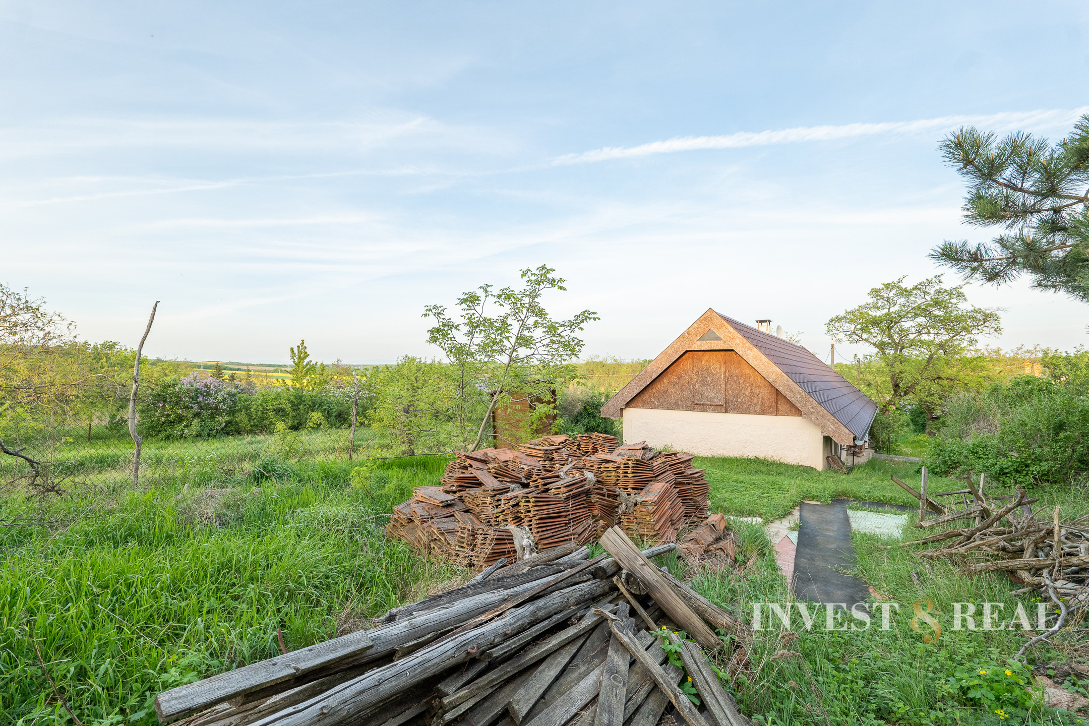 REZERVOVANÉ | Romantická chalupa | Ladmovce