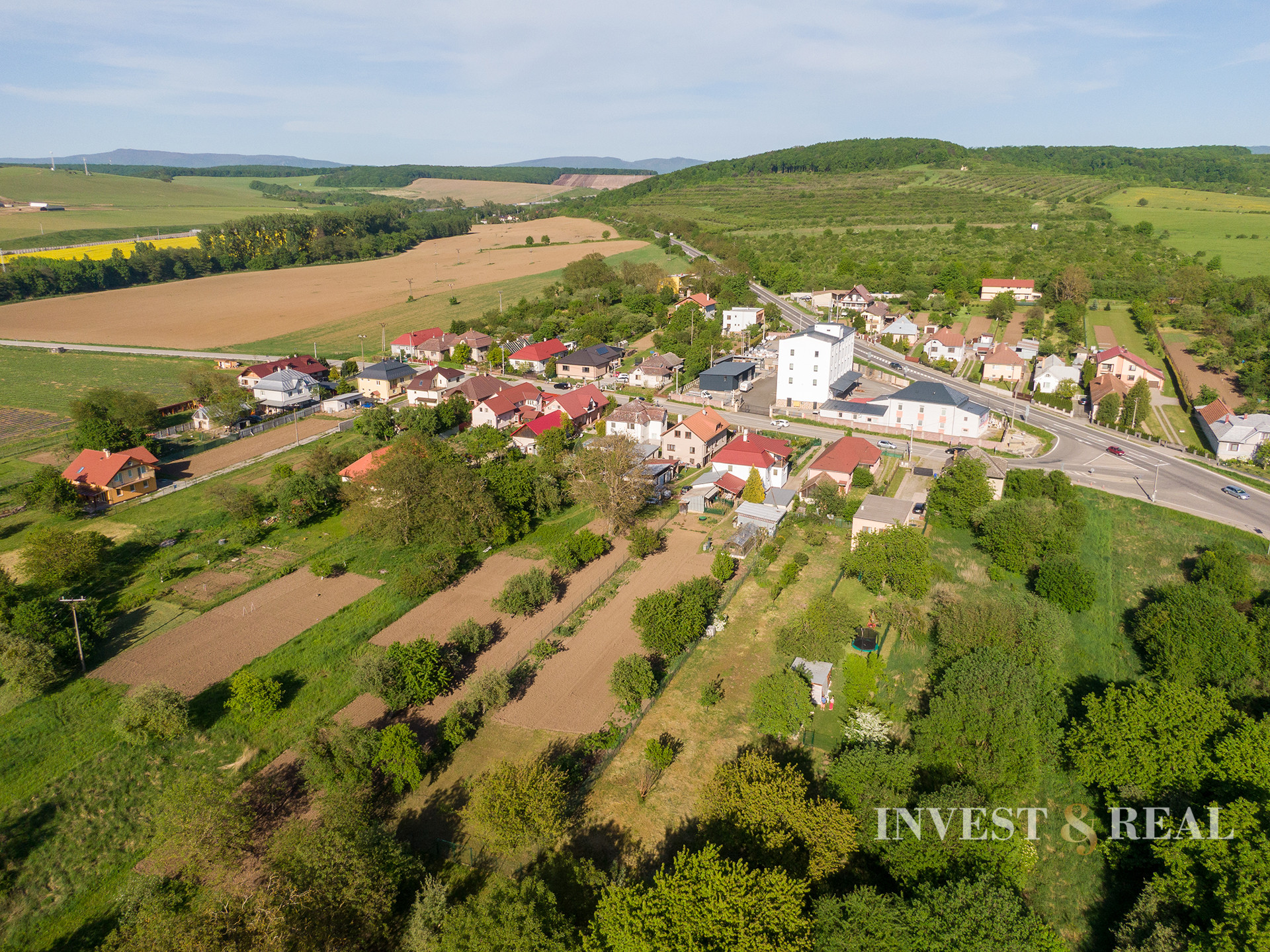 Rodinný dom v stave holodomu s priestranným pozemkom - Košické Oľšany