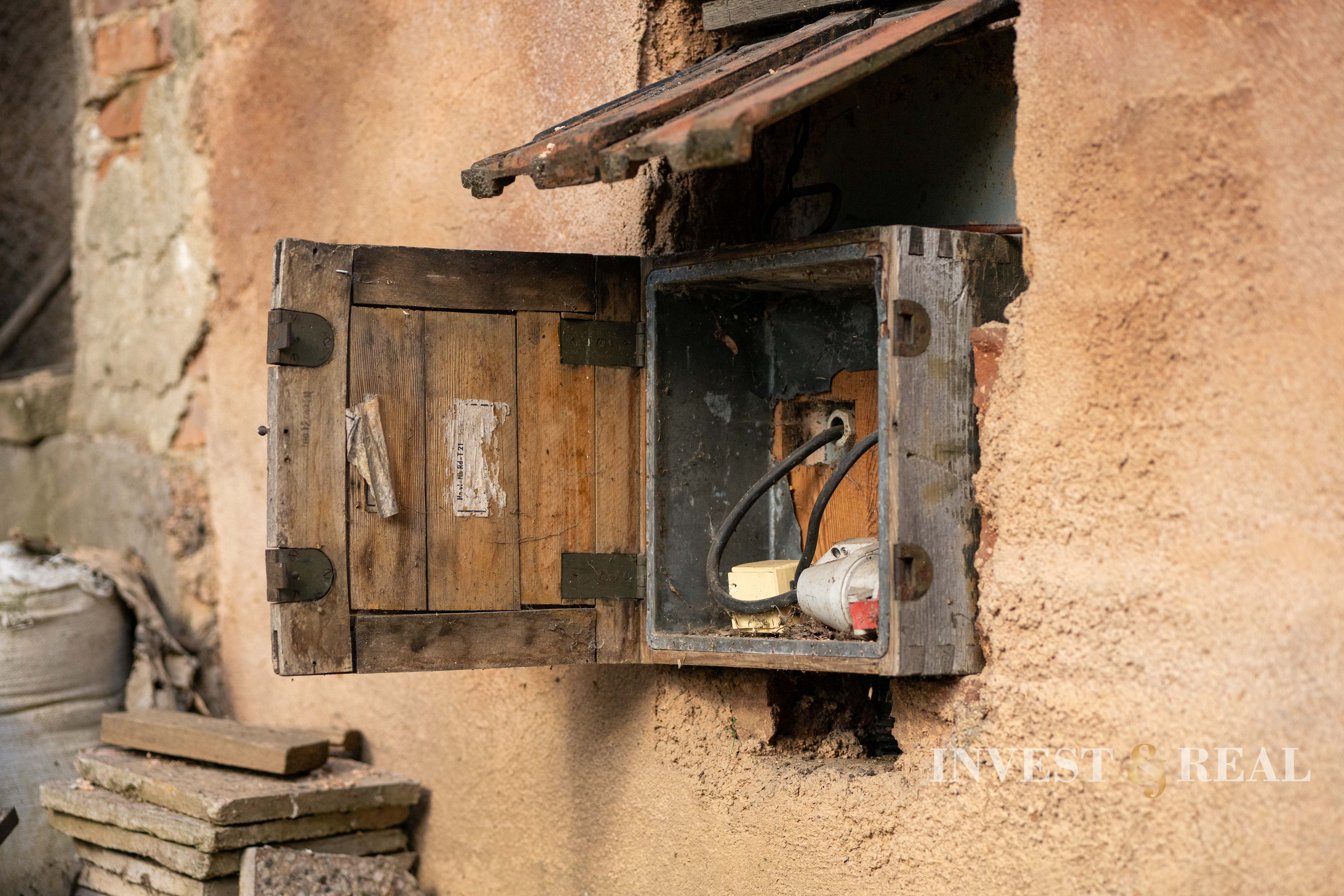 Rovinatý stavebný pozemok v centre | Moldava nad Bodvou