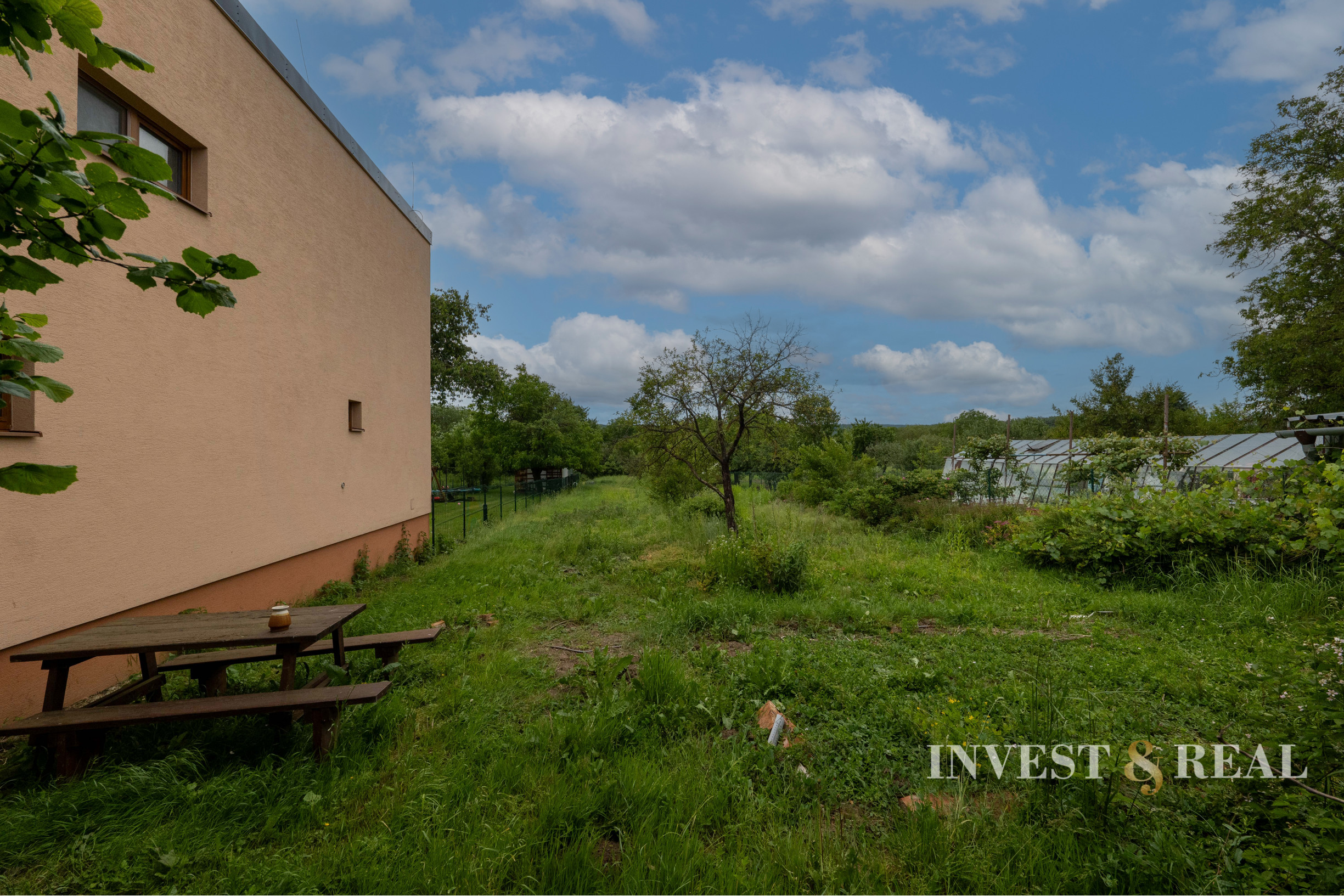 Rodinný dom v stave holodomu s priestranným pozemkom - Košické Oľšany