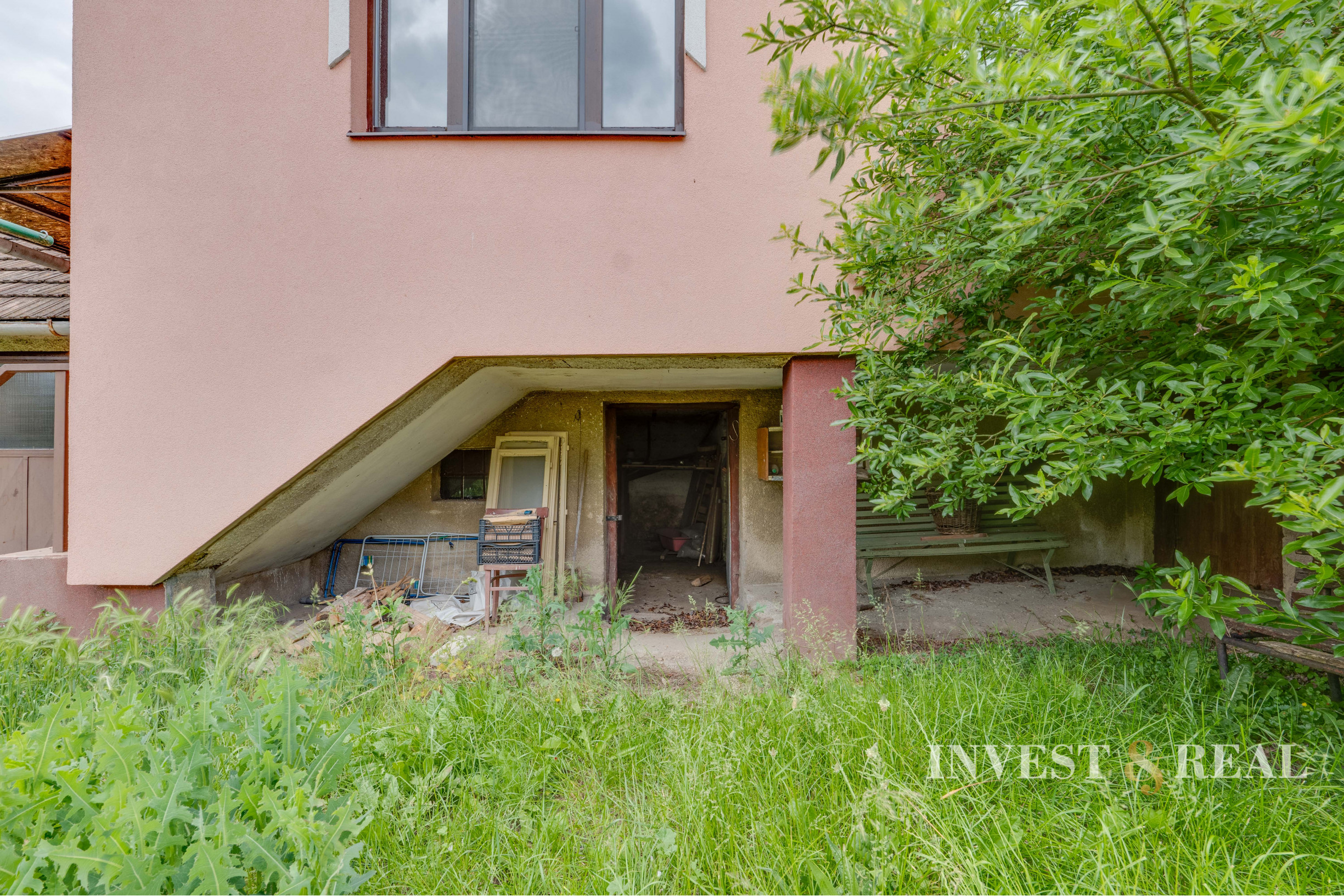 Rodinný dom v stave holodomu s priestranným pozemkom - Košické Oľšany