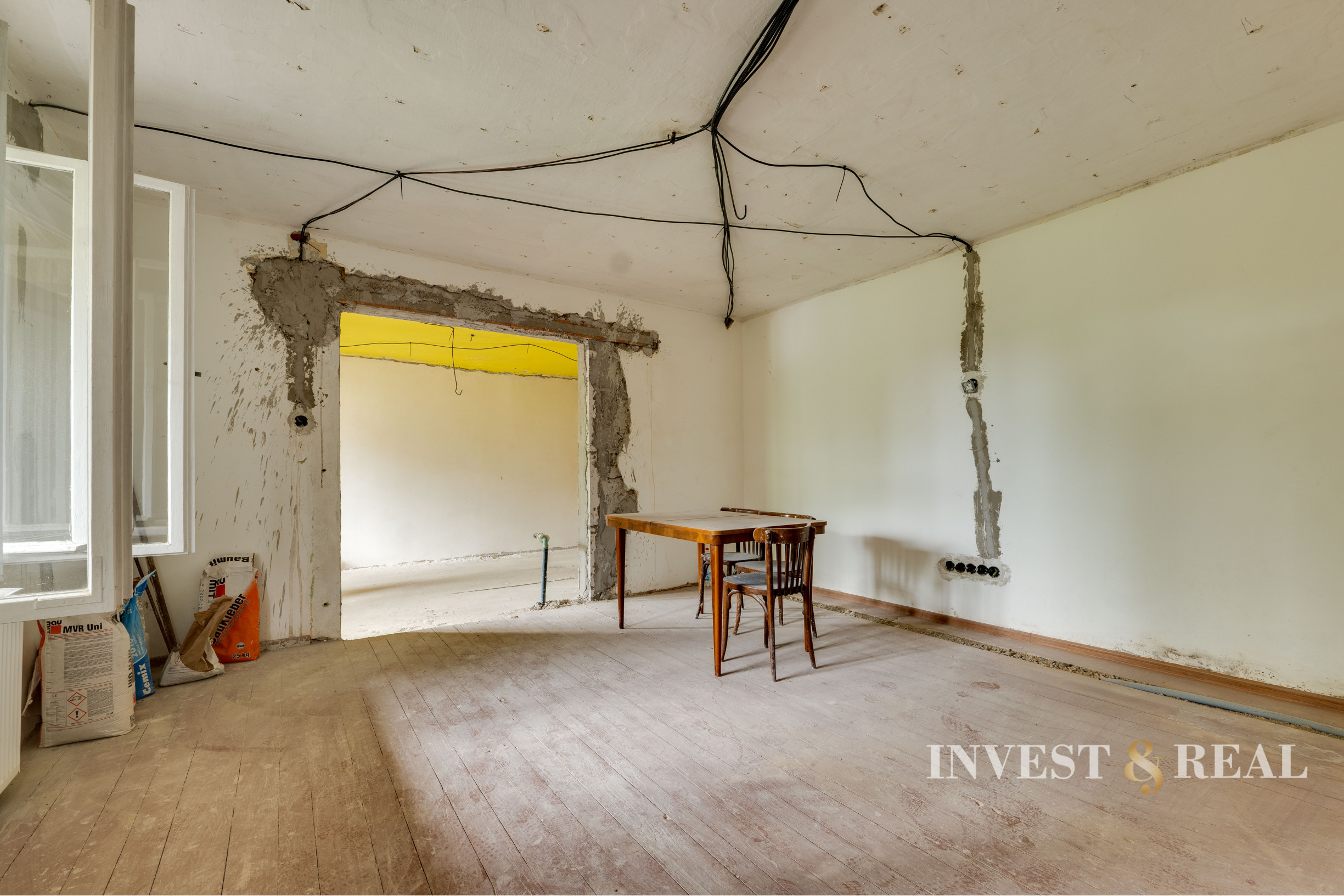 Rodinný dom v stave holodomu s priestranným pozemkom - Košické Oľšany