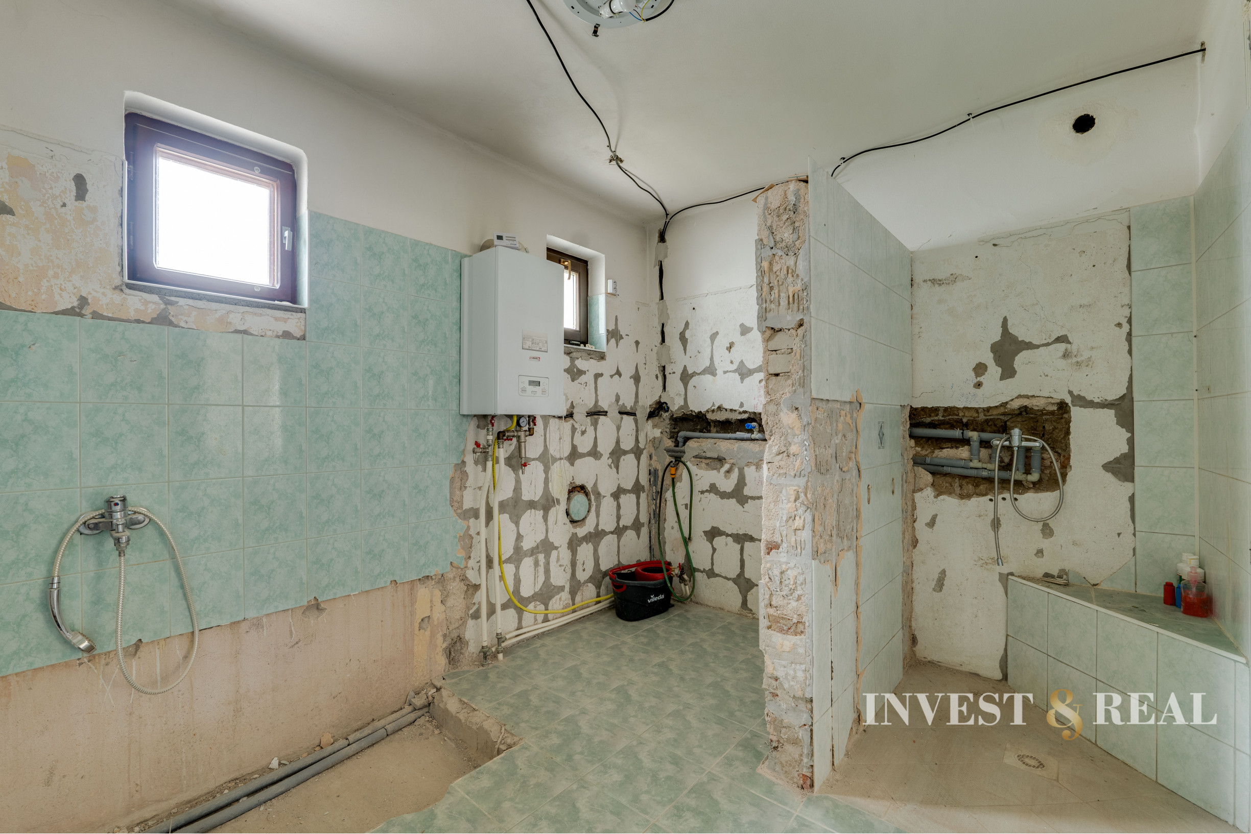 Rodinný dom v stave holodomu s priestranným pozemkom - Košické Oľšany