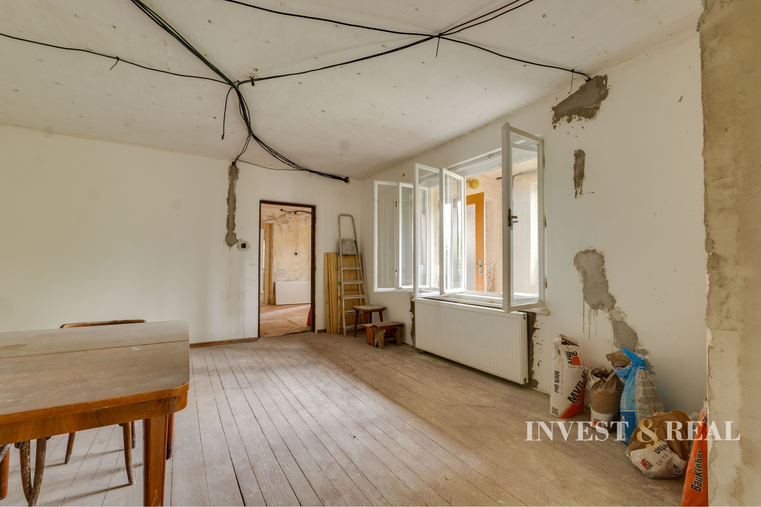 Rodinný dom v stave holodomu s priestranným pozemkom - Košické Oľšany