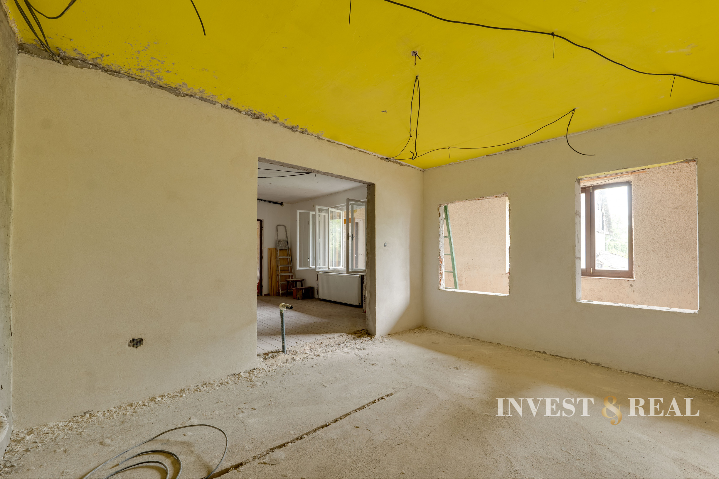 Rodinný dom v stave holodomu s priestranným pozemkom - Košické Oľšany