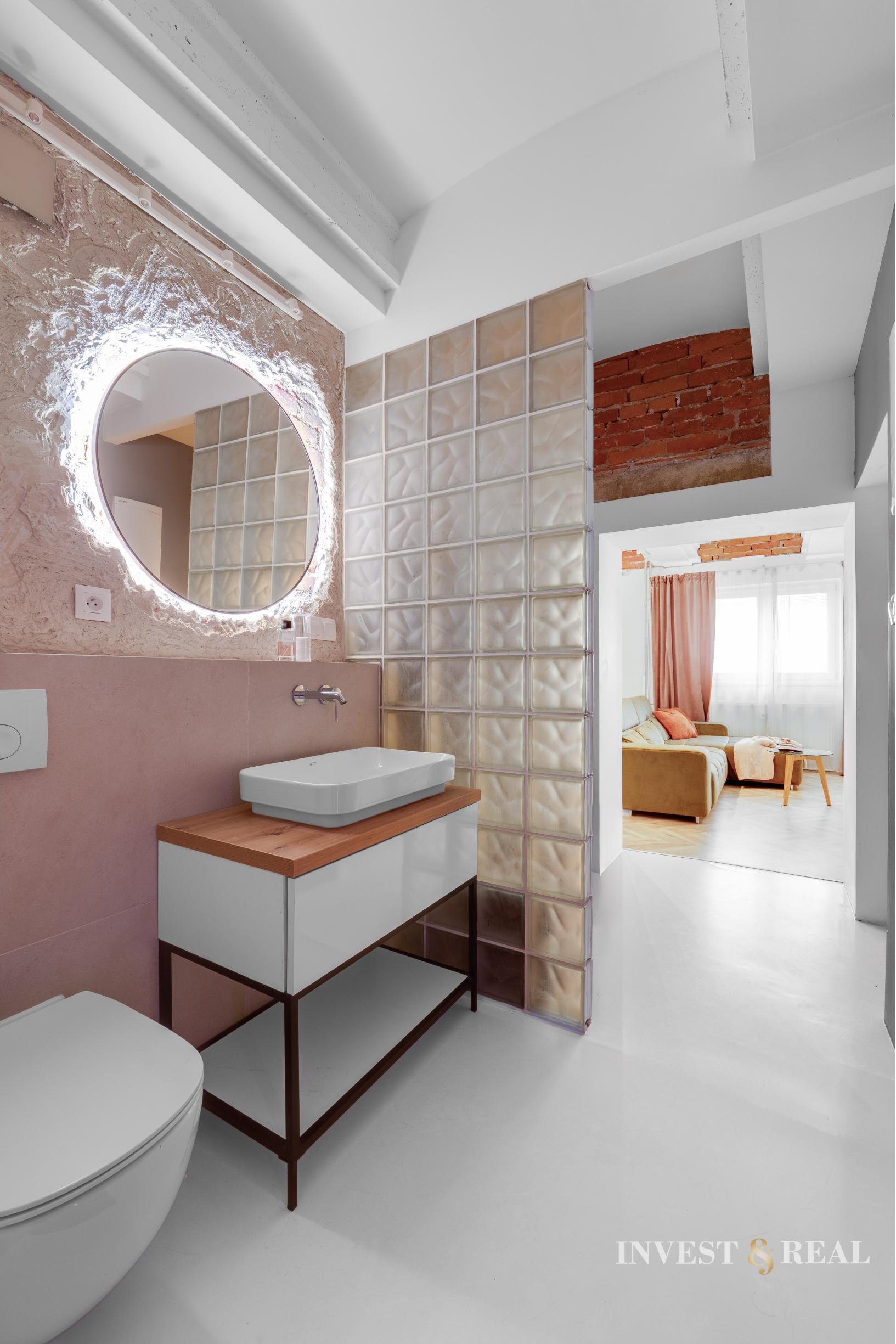 Dizajnový 2-izbový zrekonštruovaný byt | Košice - Bocatiova