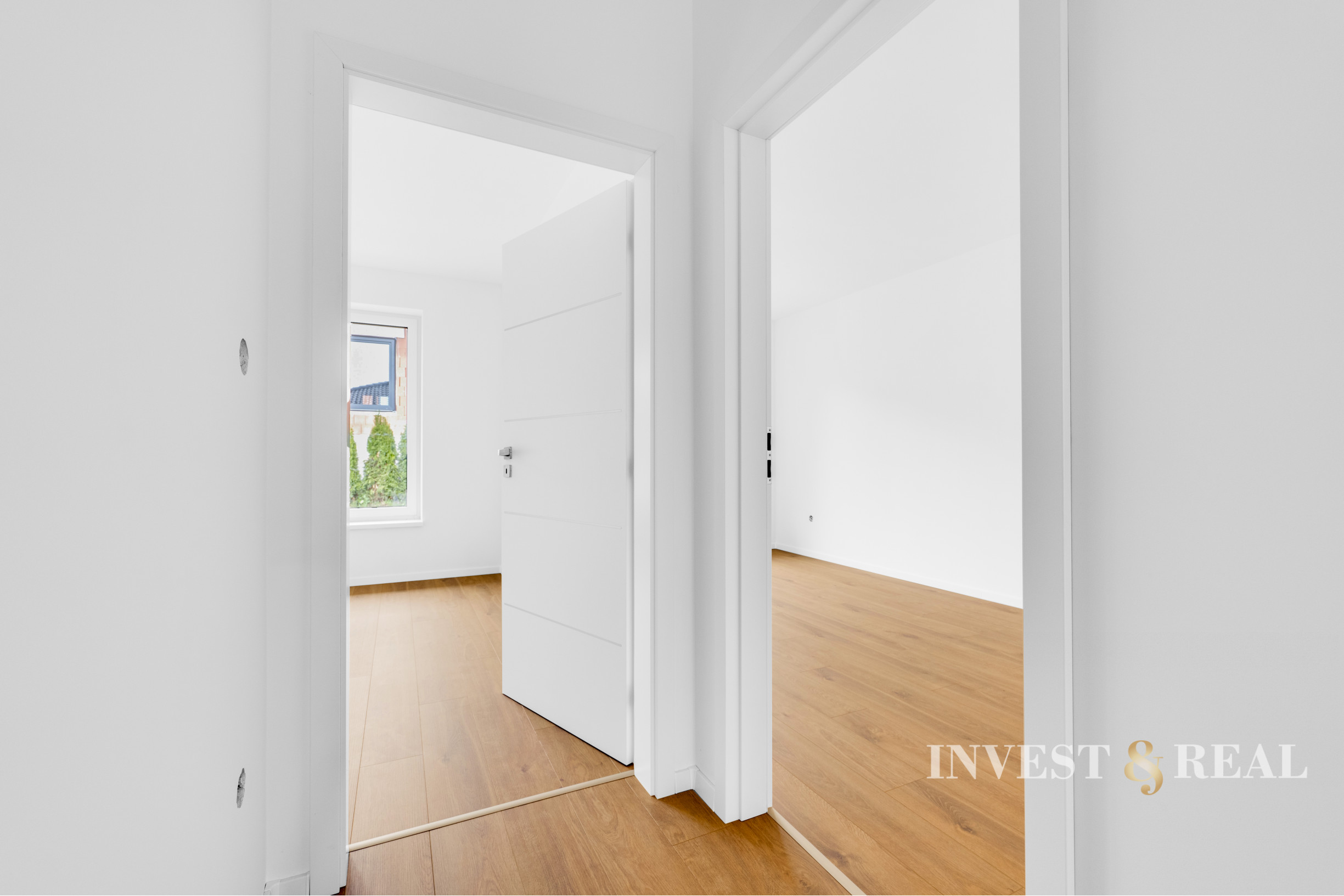 REZERVOVANÉ | NOVOSTAVBA | Moderný bungalov | NA KĽÚČ | Drienov