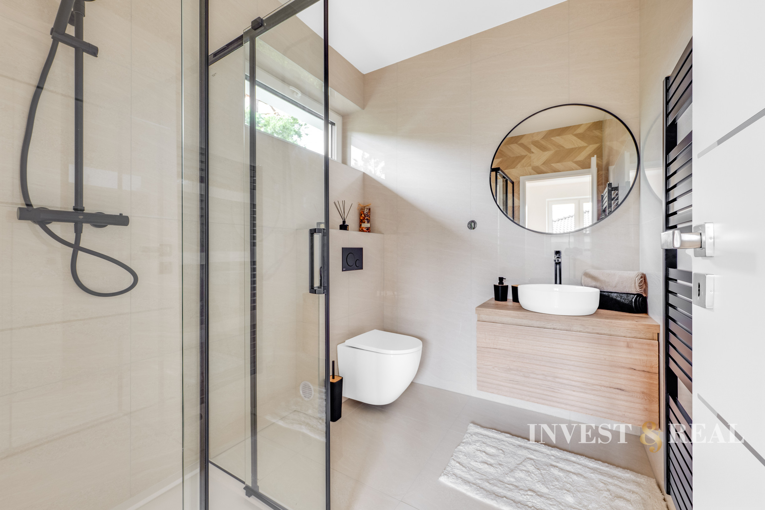 REZERVOVANÉ | NOVOSTAVBA | Moderný bungalov | NA KĽÚČ | Drienov