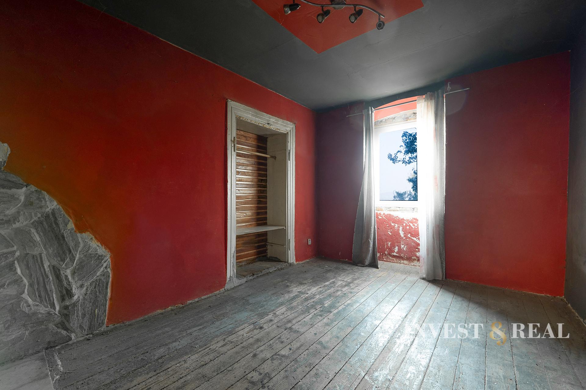 POZEMOK so starším rodinným domom | 752 m² | Košice - Poľov