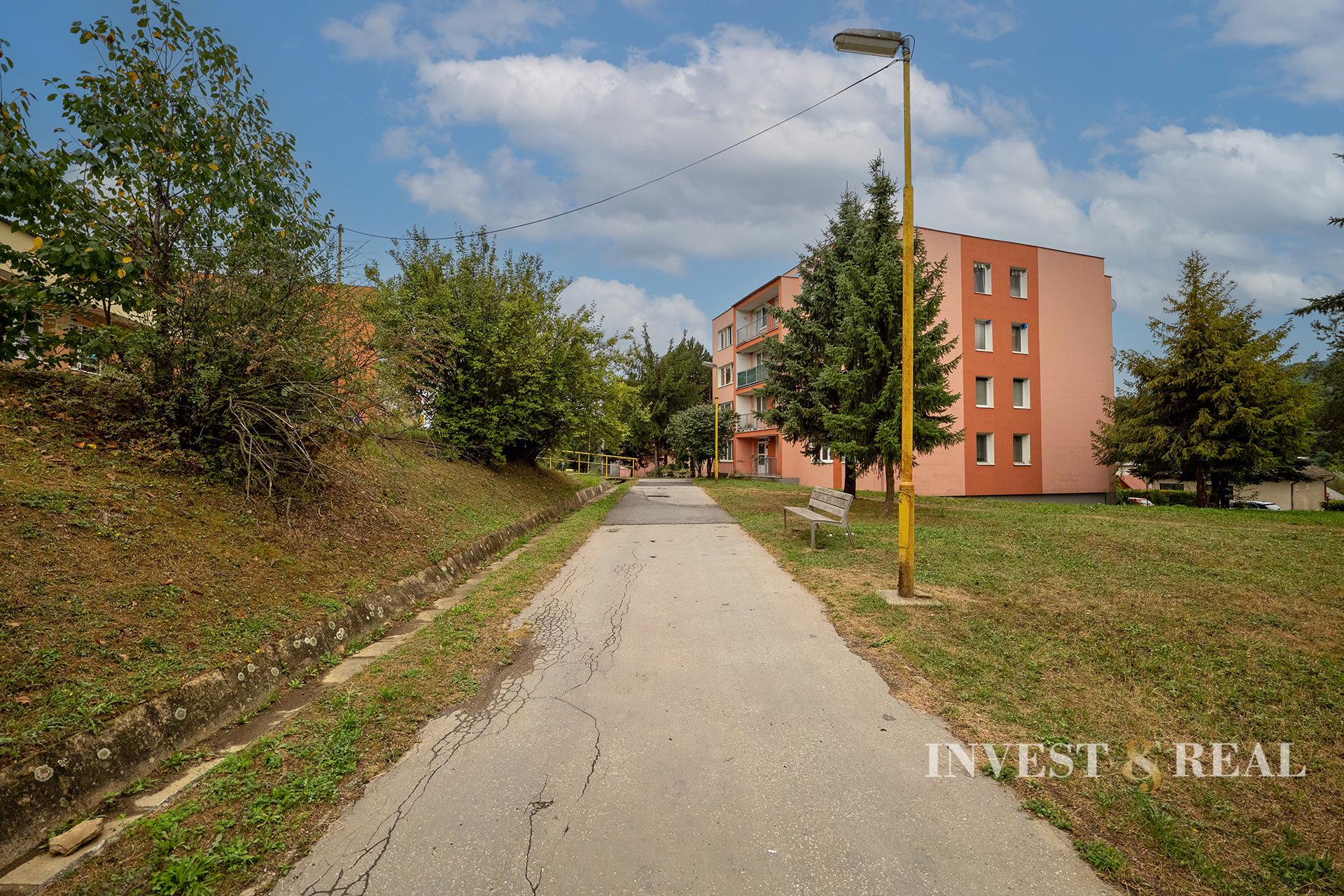 PÔVODNÝ STAV | 3 izbový byt | 55 m² | Medzev