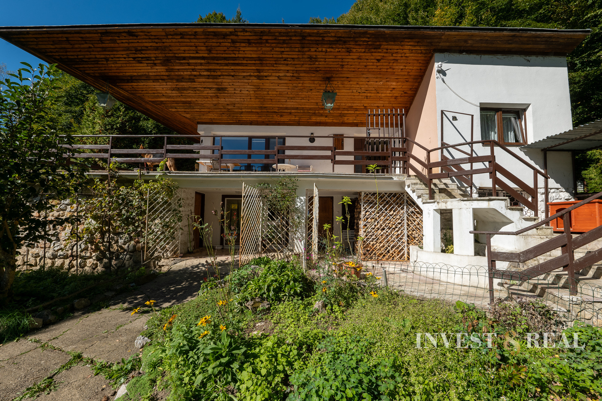 Priestranná chata v malebnej Šugovskej doline | Medzev