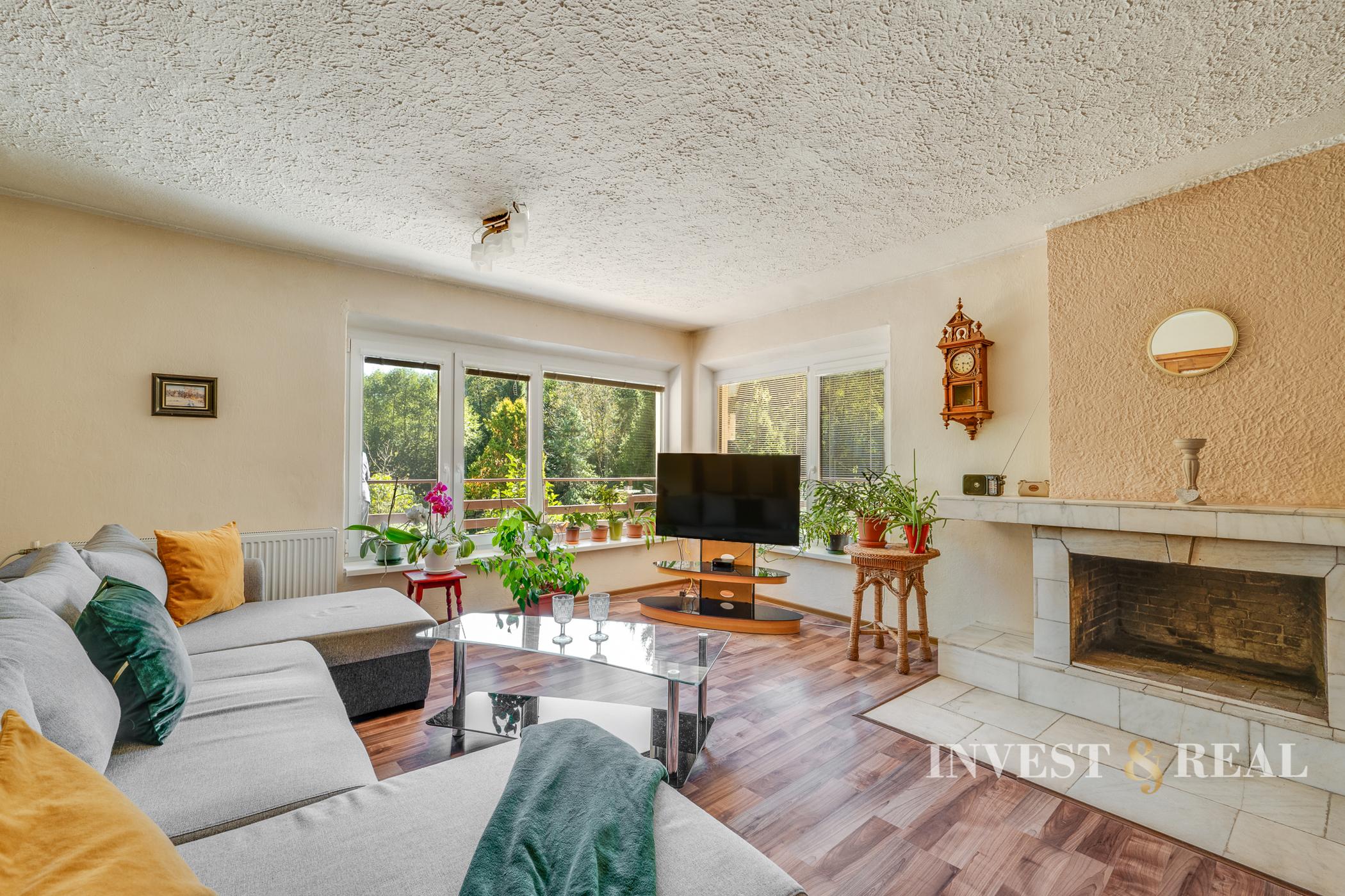 Priestranná chata v malebnej Šugovskej doline | Medzev