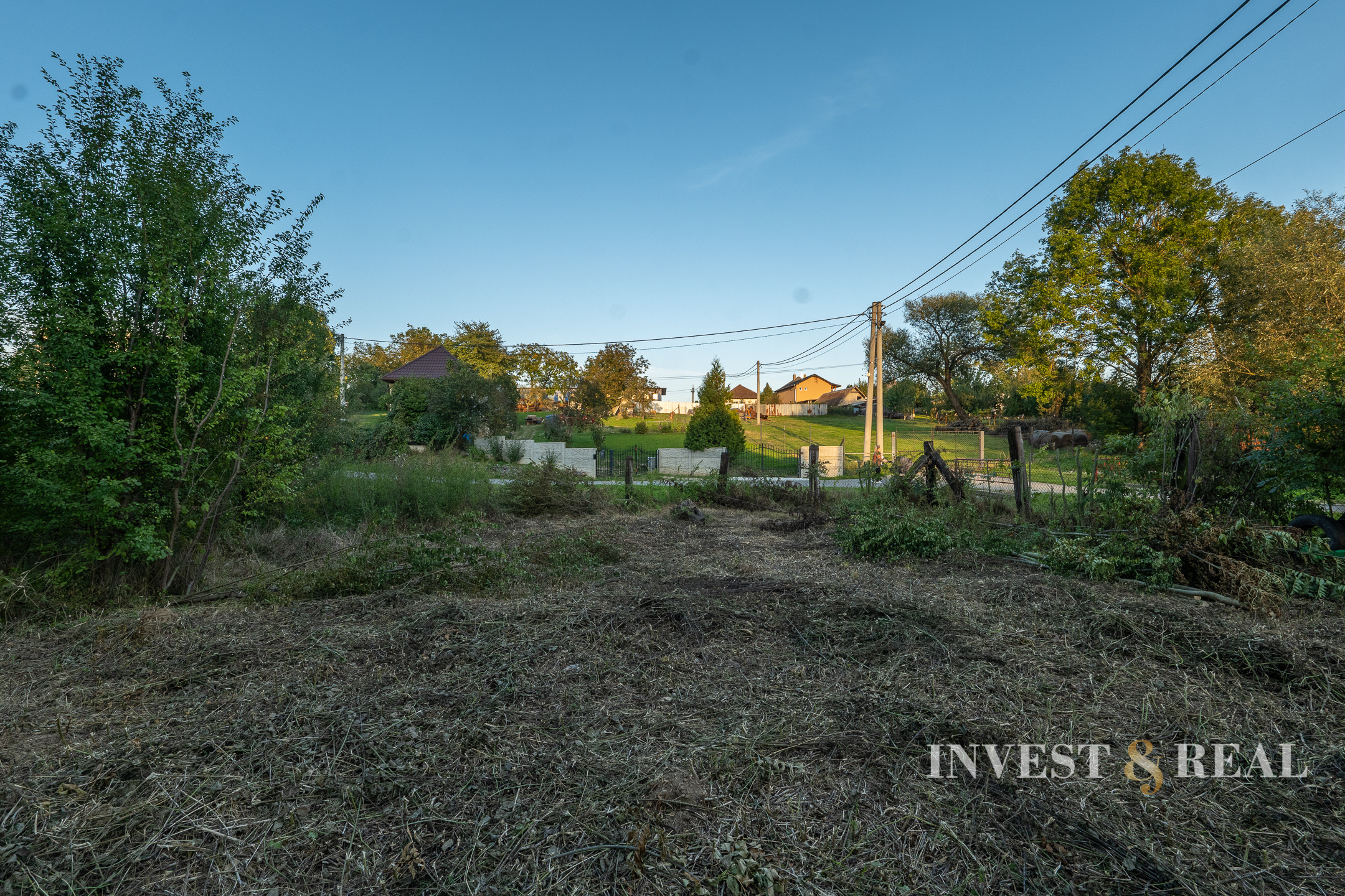 Slnečný a rovinatý pozemok | 1288 m² | Žarnov