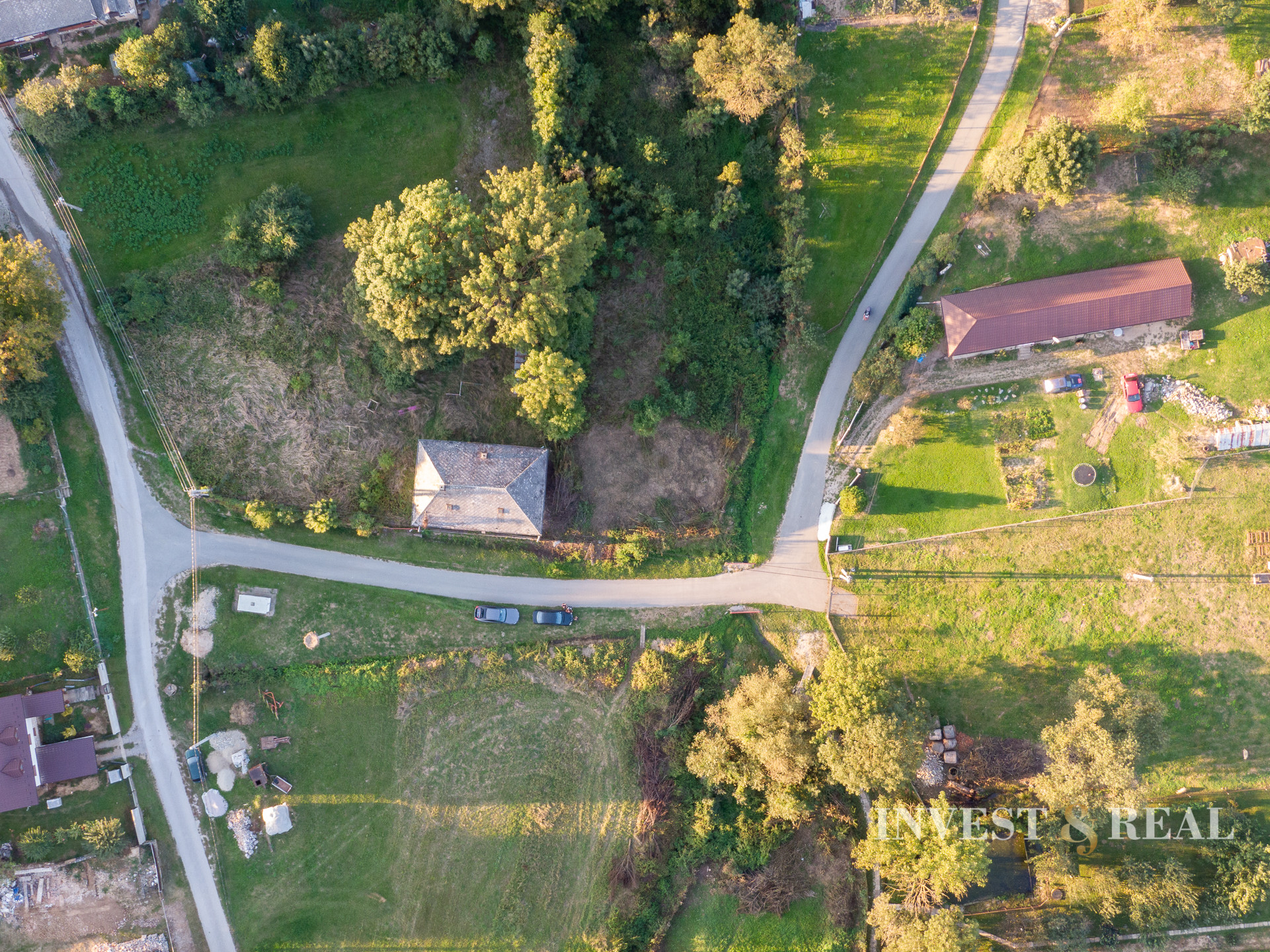 Slnečný a rovinatý pozemok | 1288 m² | Žarnov