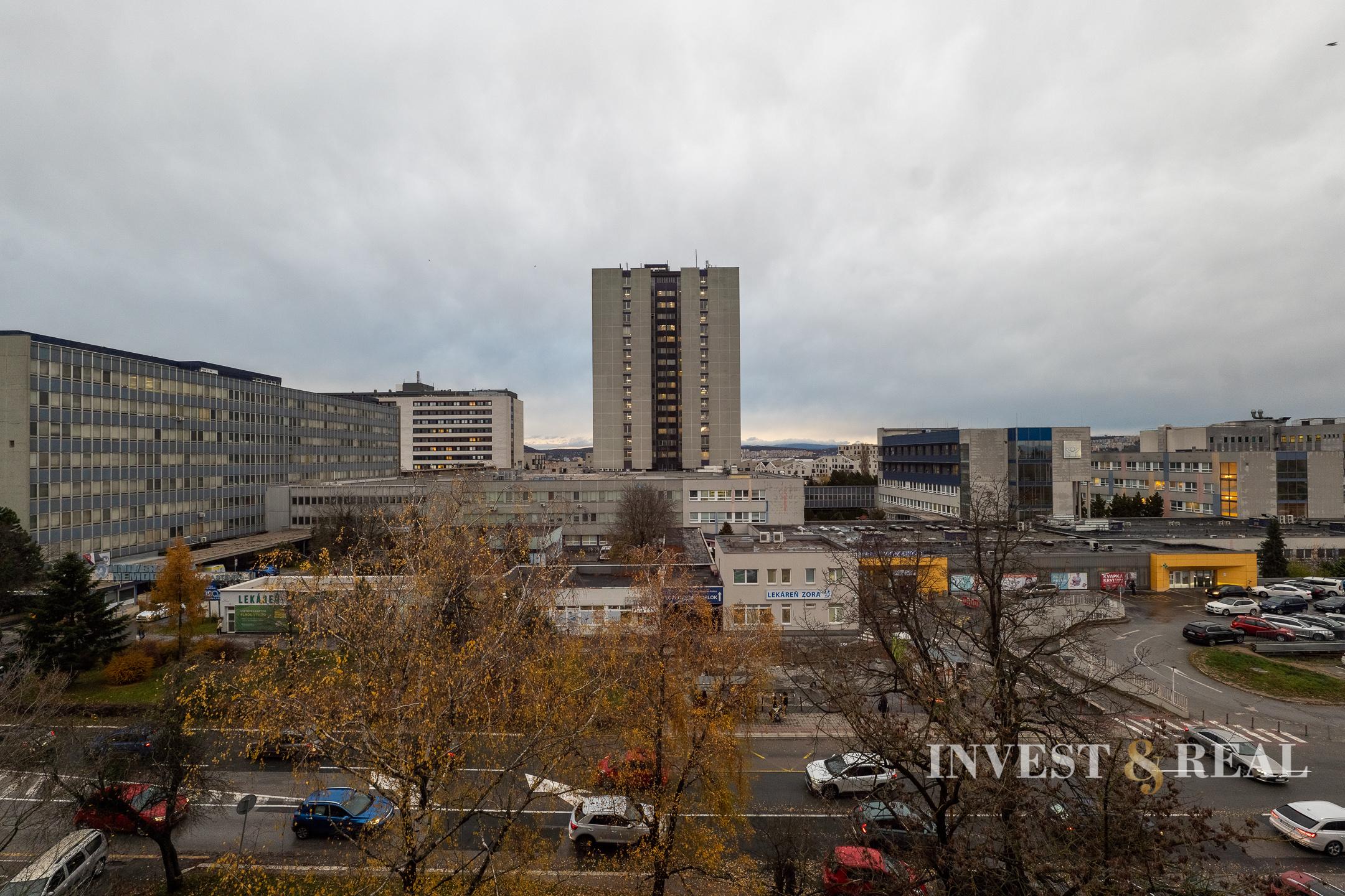 REZERVOVANÝ | 3 izbový byt na výbornej adrese | Košice