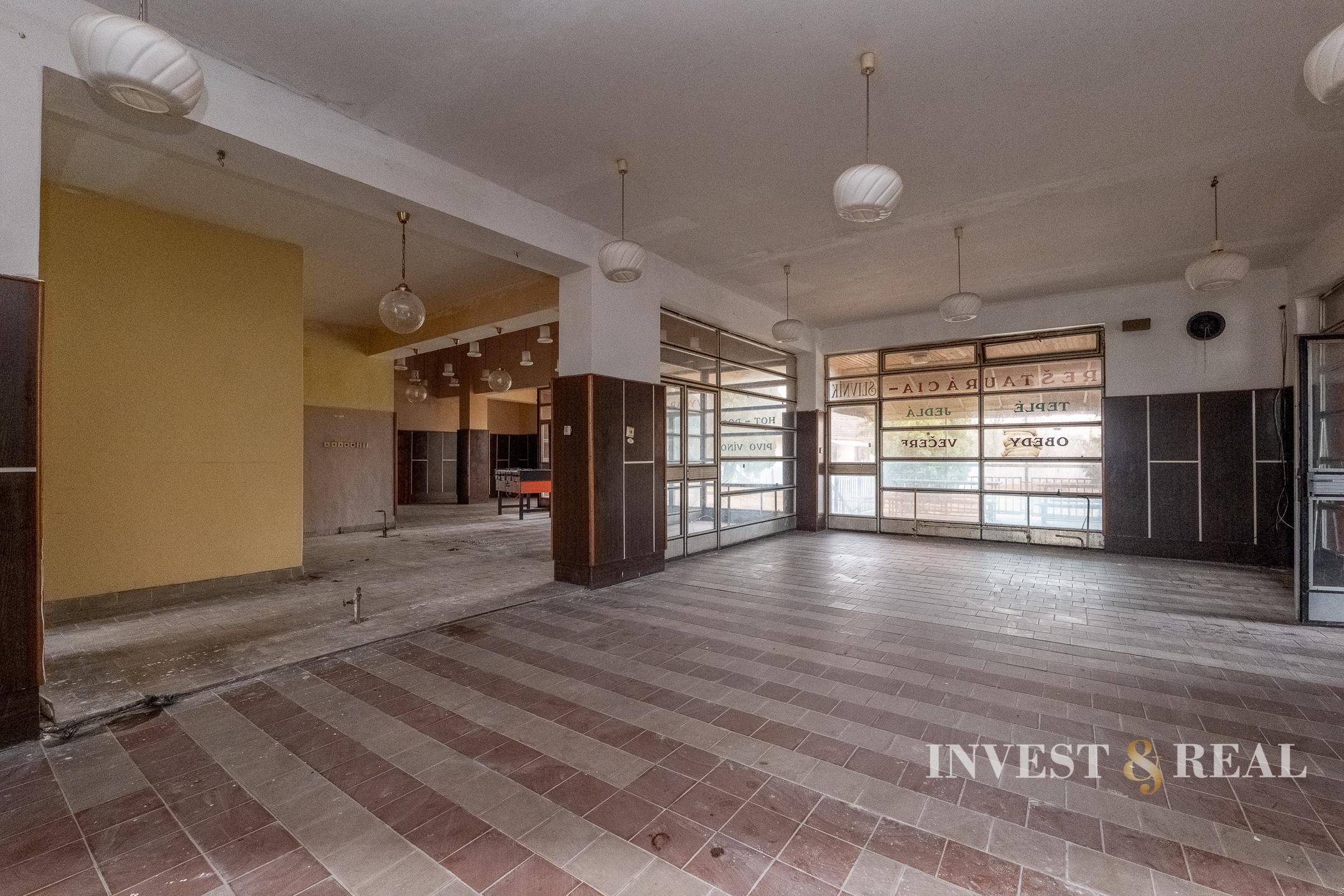 Polyfunkčná budova v obci Slivník | 30 km od Košíc a Volva