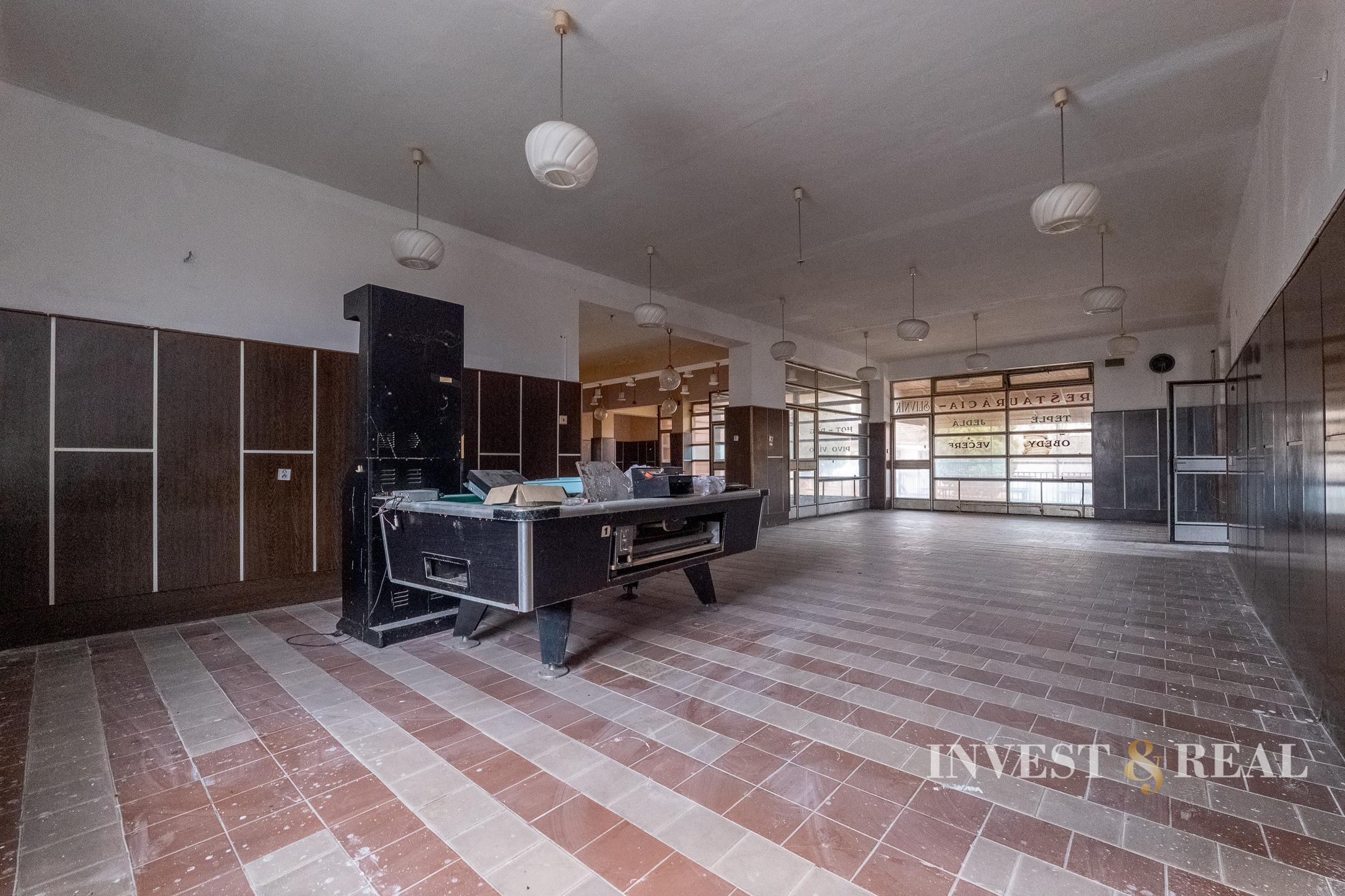 Polyfunkčná budova v obci Slivník | 30 km od Košíc a Volva