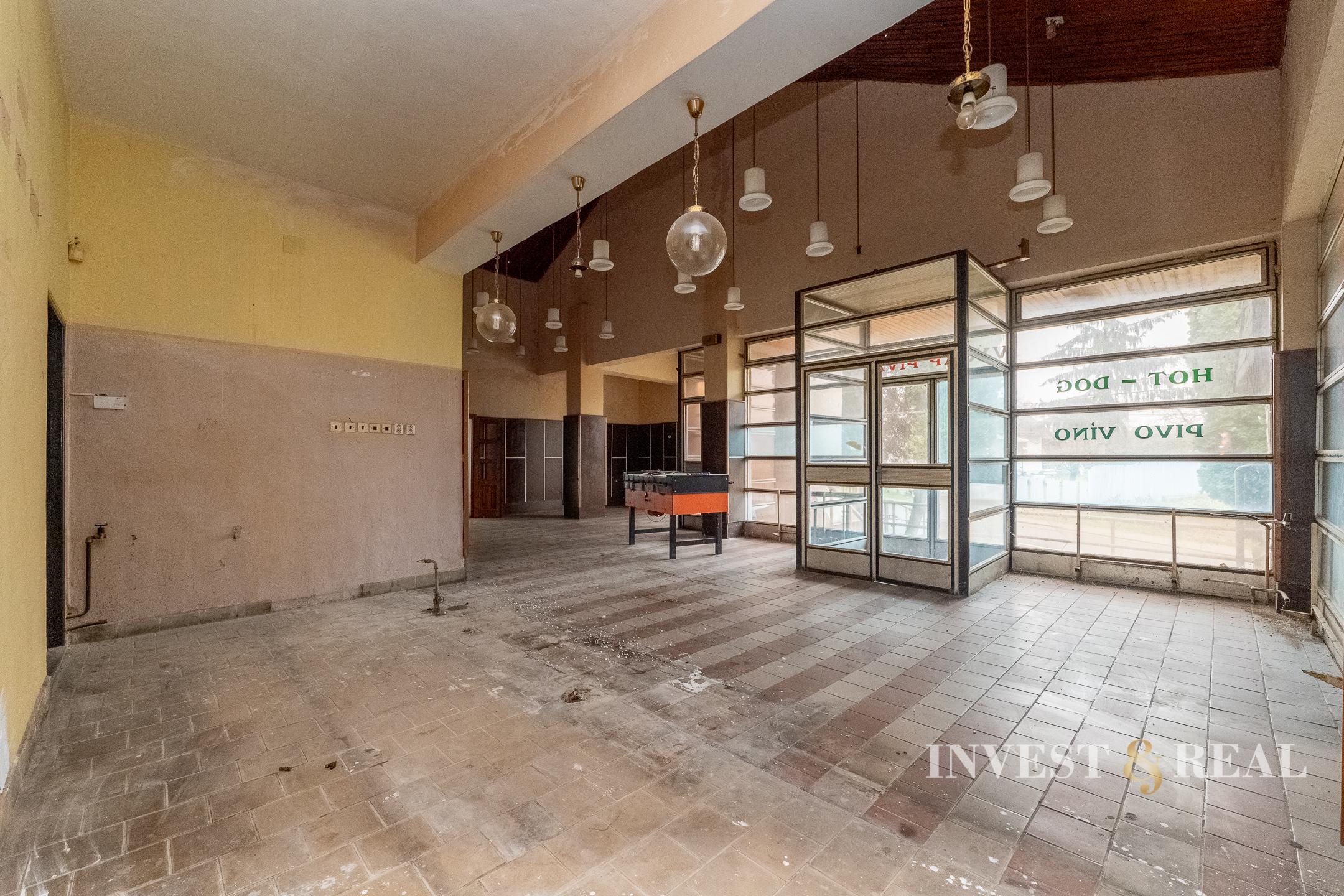 Polyfunkčná budova v obci Slivník | 30 km od Košíc a Volva