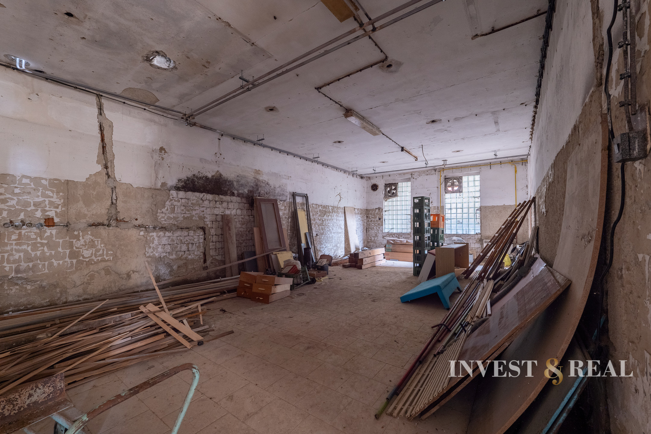 Starší dom s dvoma novými bytmi a povalou | Humenné