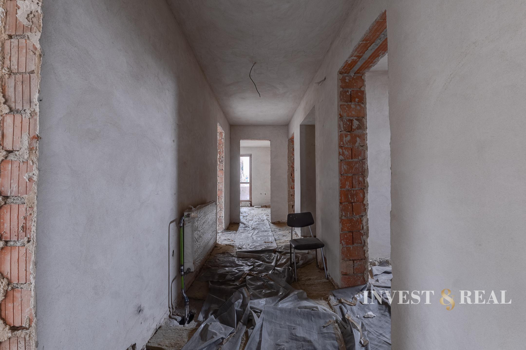 Starší dom s dvoma novými bytmi a povalou | Humenné